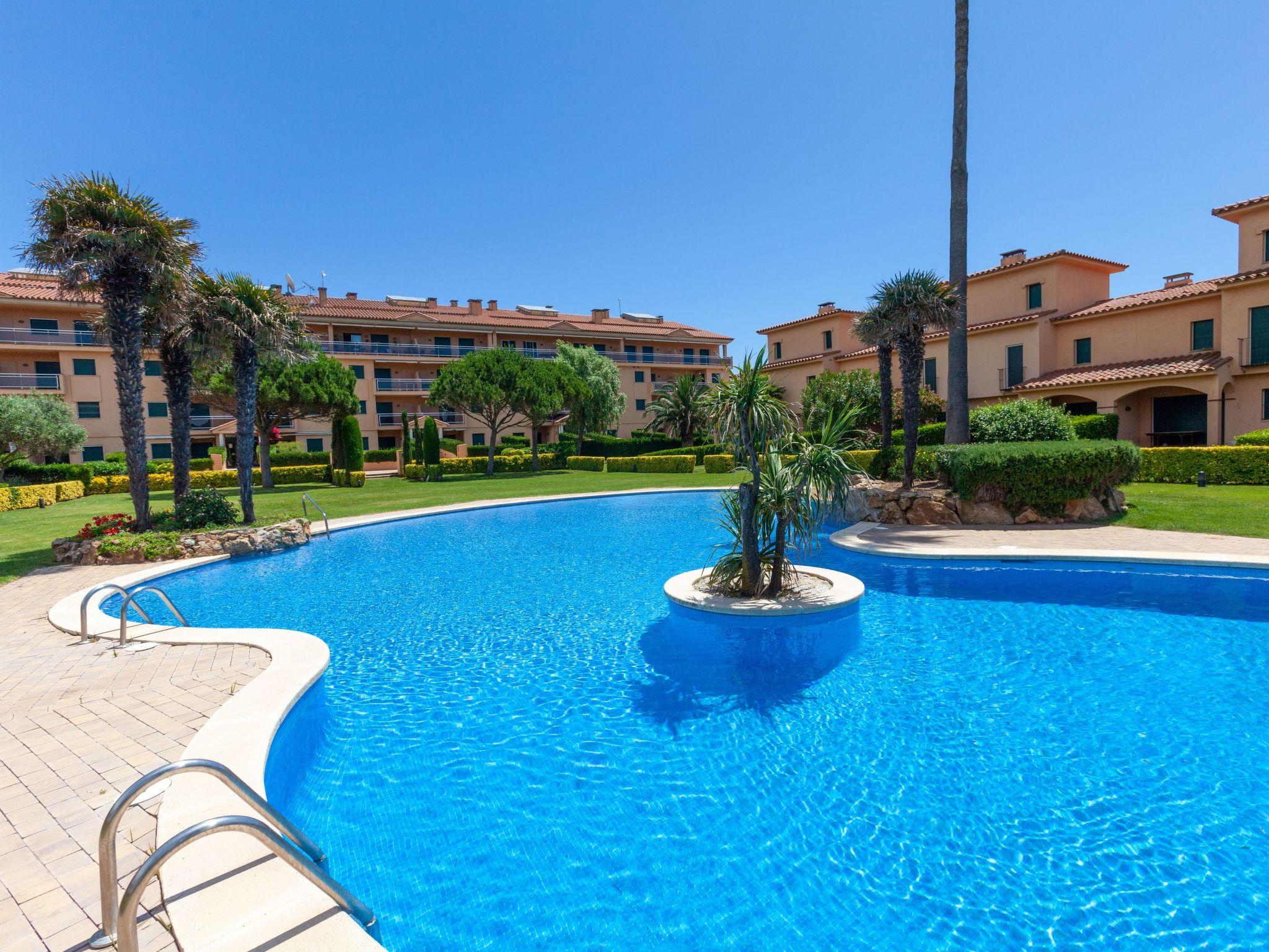 Photo 1 - Appartement de 2 chambres à Pals avec piscine et vues à la mer