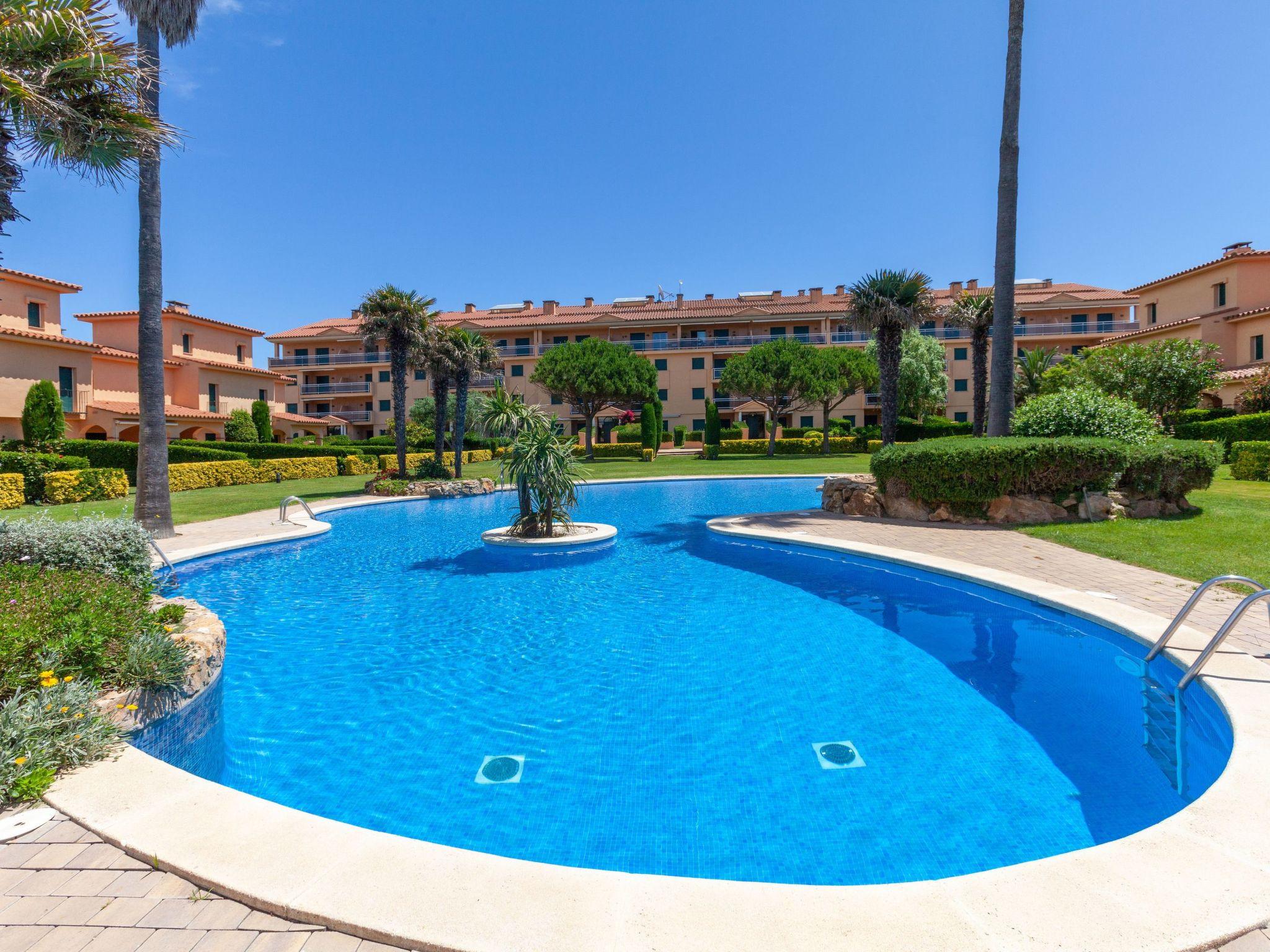 Photo 17 - 2 bedroom Apartment in Pals with swimming pool and sea view