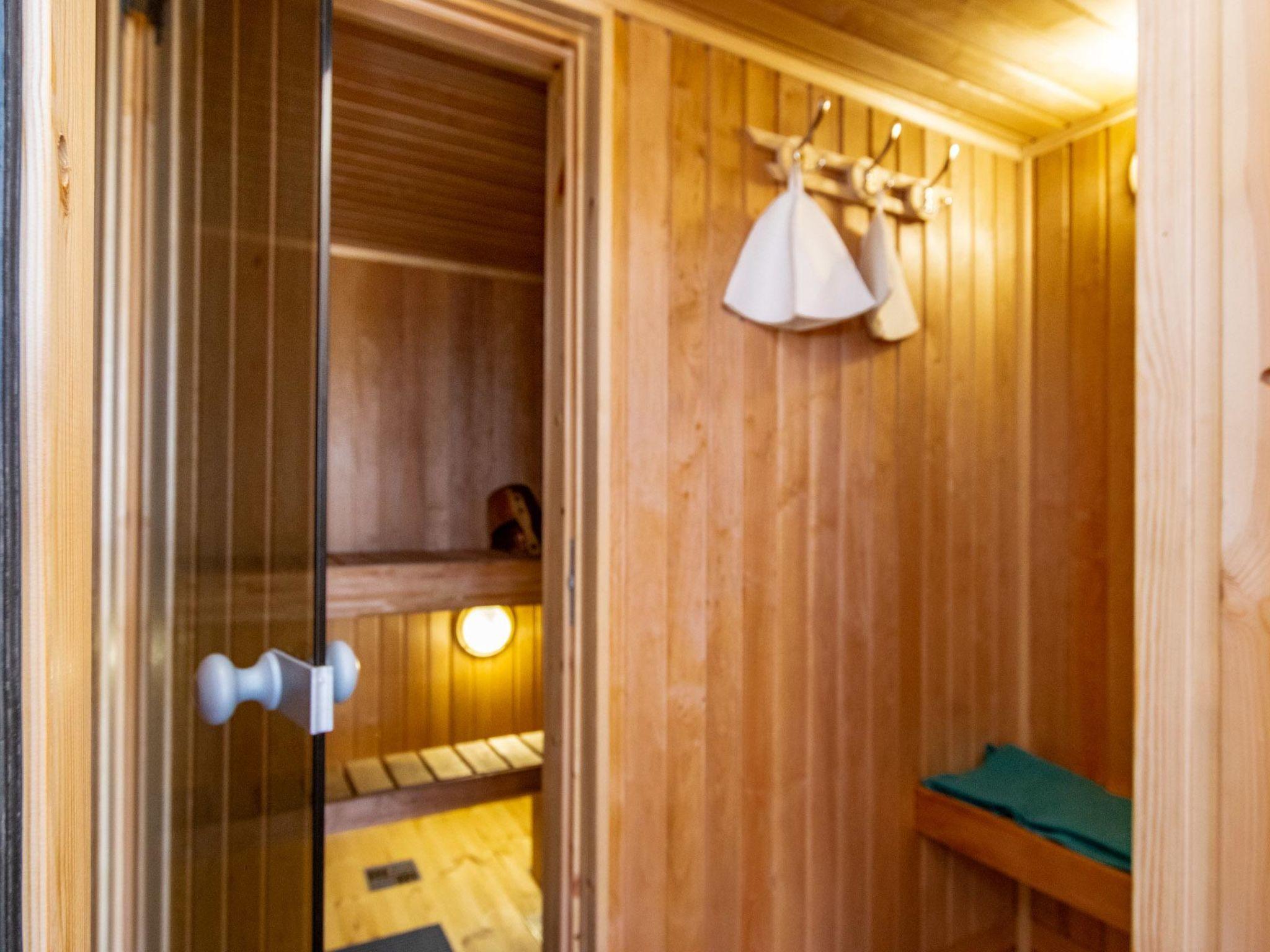 Foto 21 - Haus mit 1 Schlafzimmer in Kouvola mit sauna