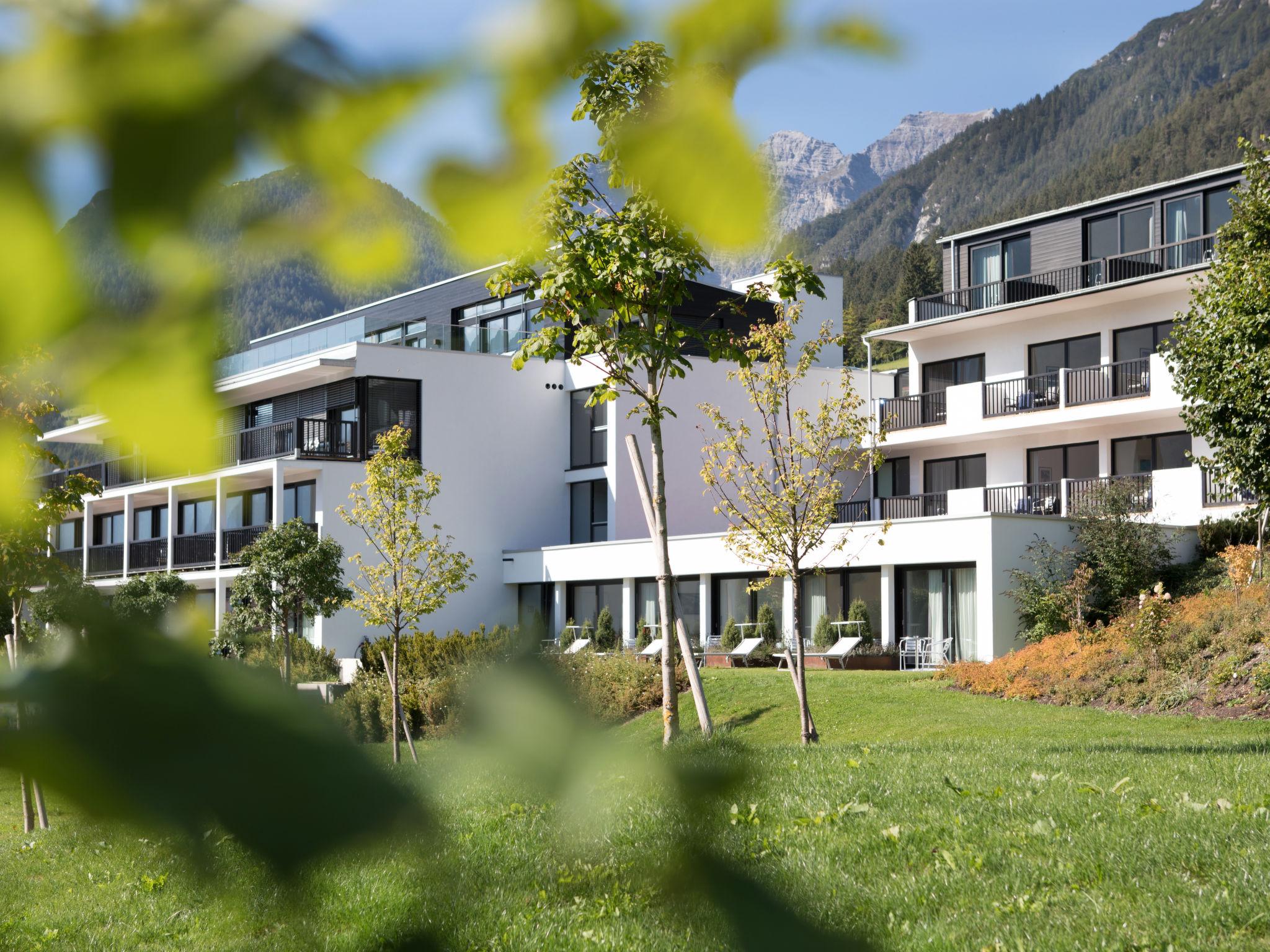 Foto 1 - Apartamento en Telfes im Stubai con piscina y jardín