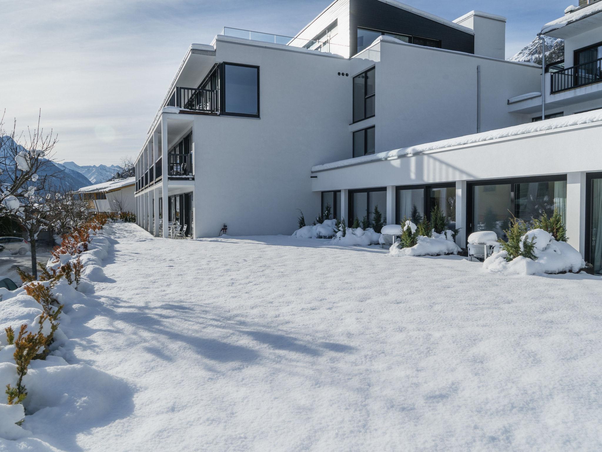 Foto 17 - Apartamento en Telfes im Stubai con piscina y vistas a la montaña