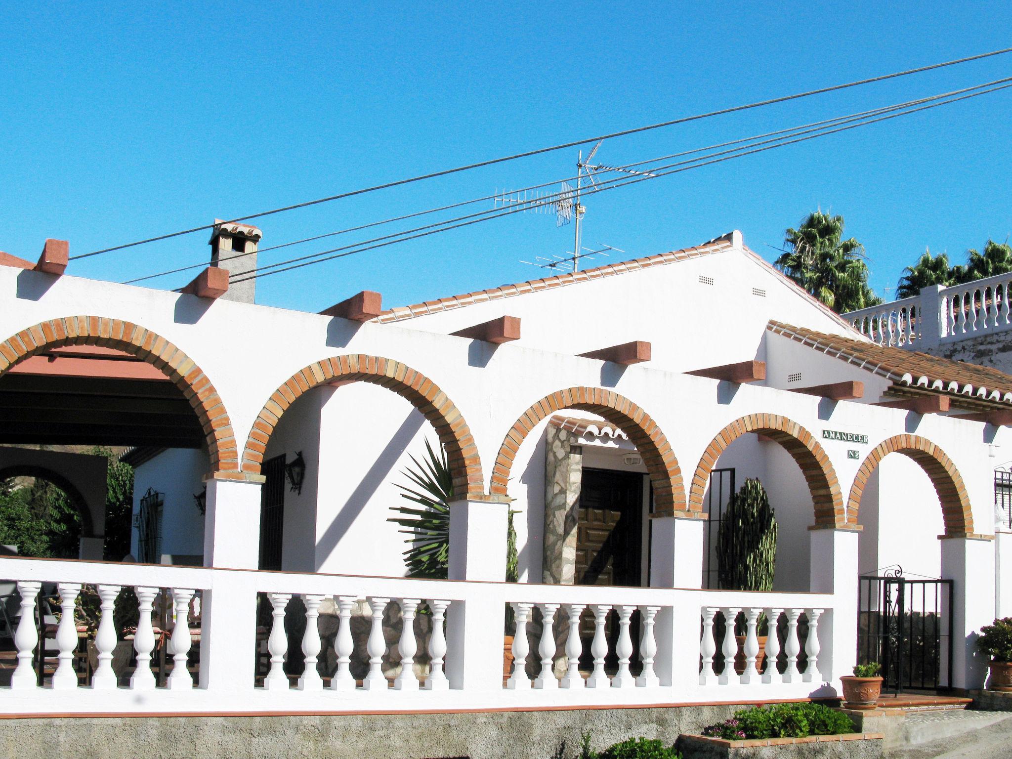 Foto 5 - Casa con 3 camere da letto a Almuñécar con giardino e terrazza