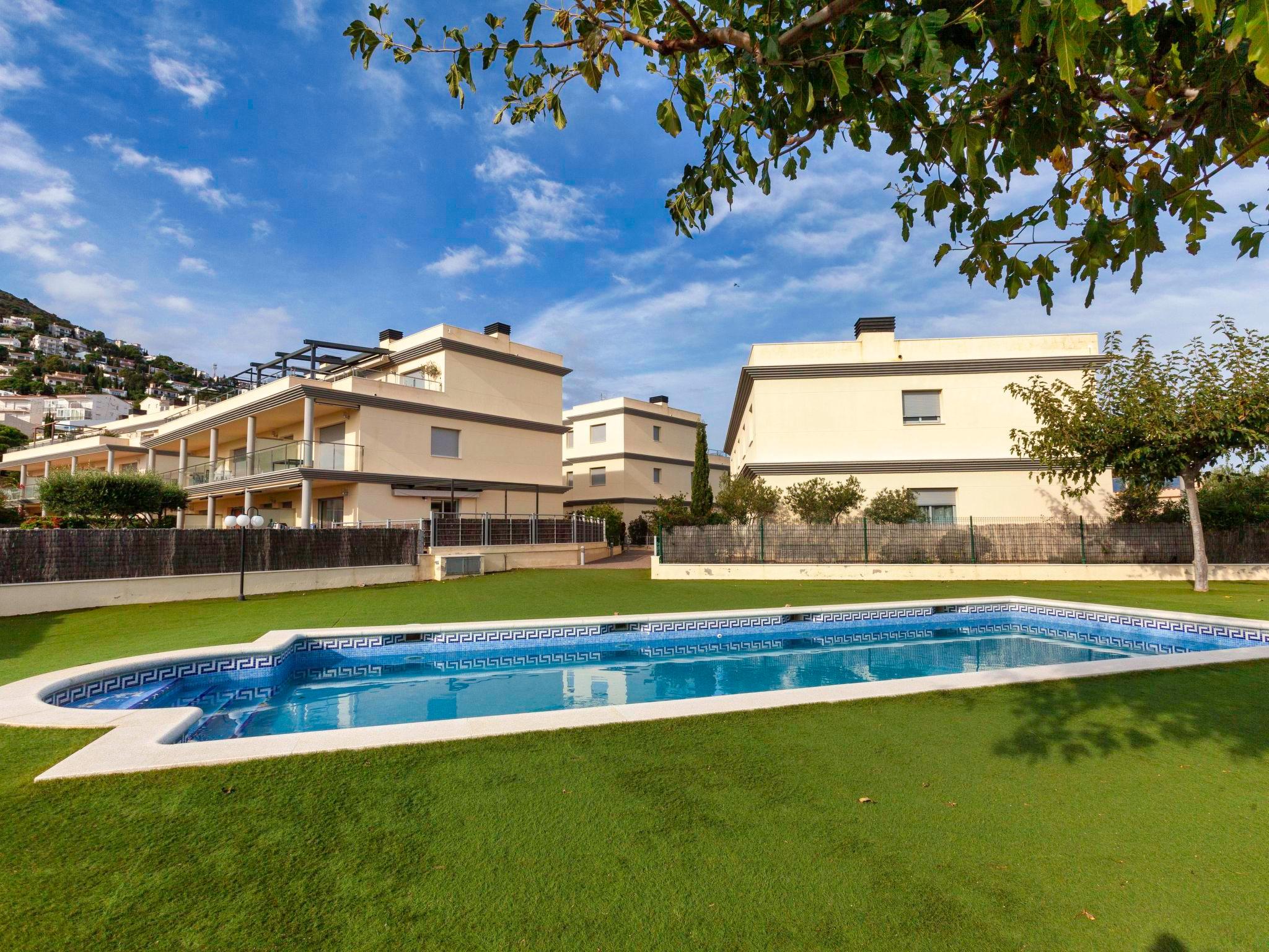 Foto 16 - Apartment mit 2 Schlafzimmern in Llançà mit schwimmbad und blick aufs meer