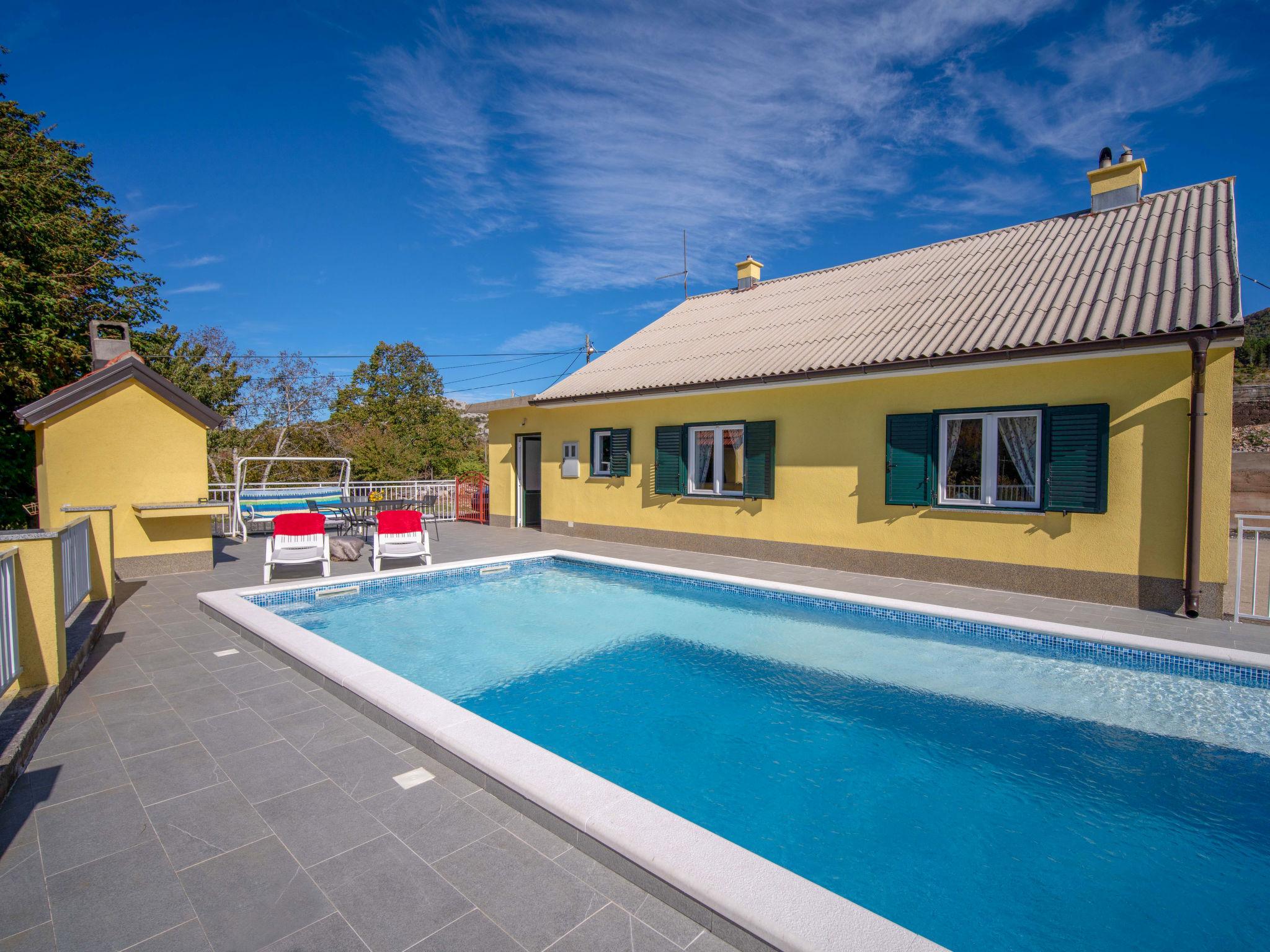 Foto 26 - Casa de 2 habitaciones en Senj con piscina privada y vistas al mar