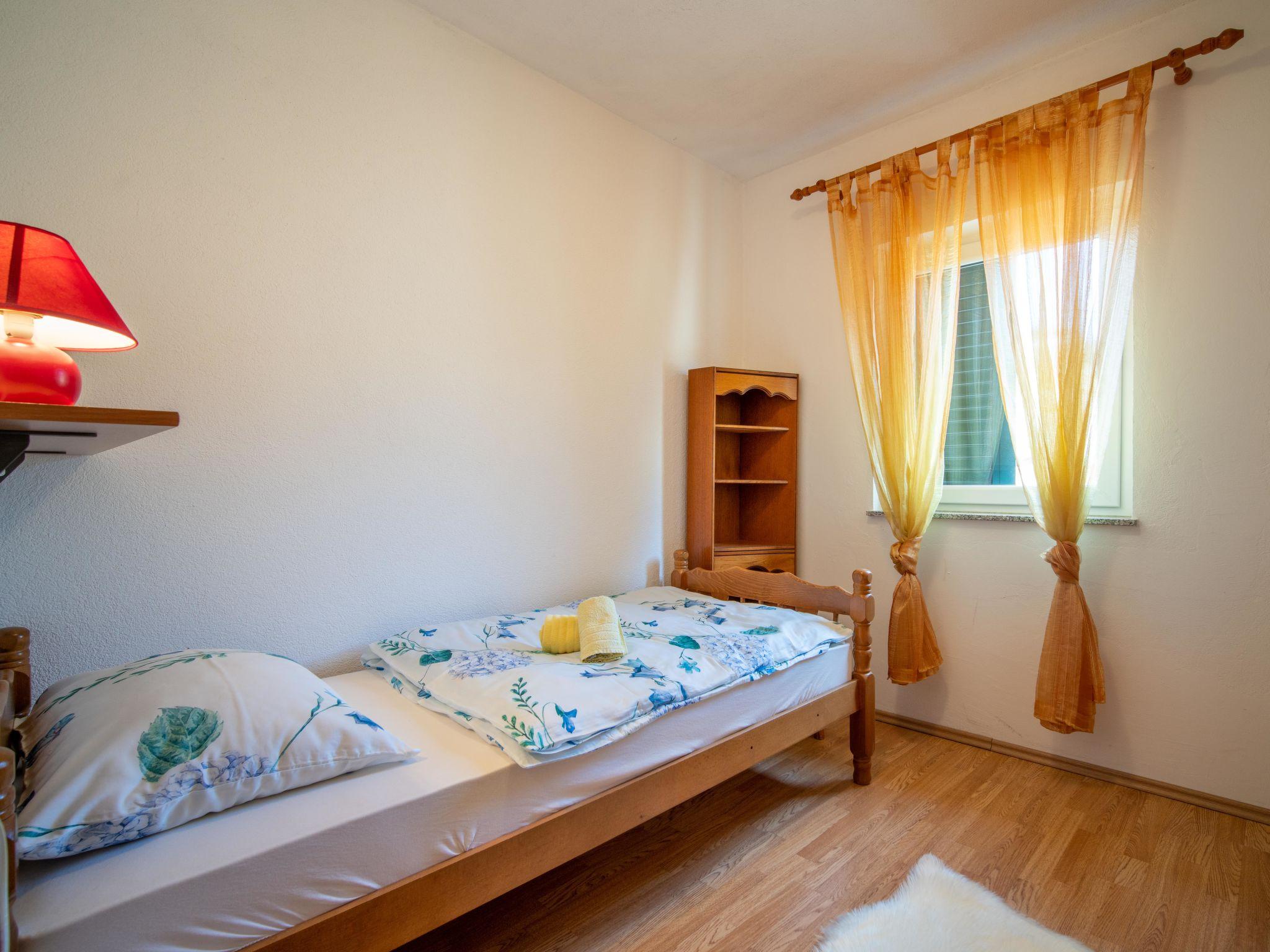Photo 21 - 2 bedroom House in Senj with private pool and sea view