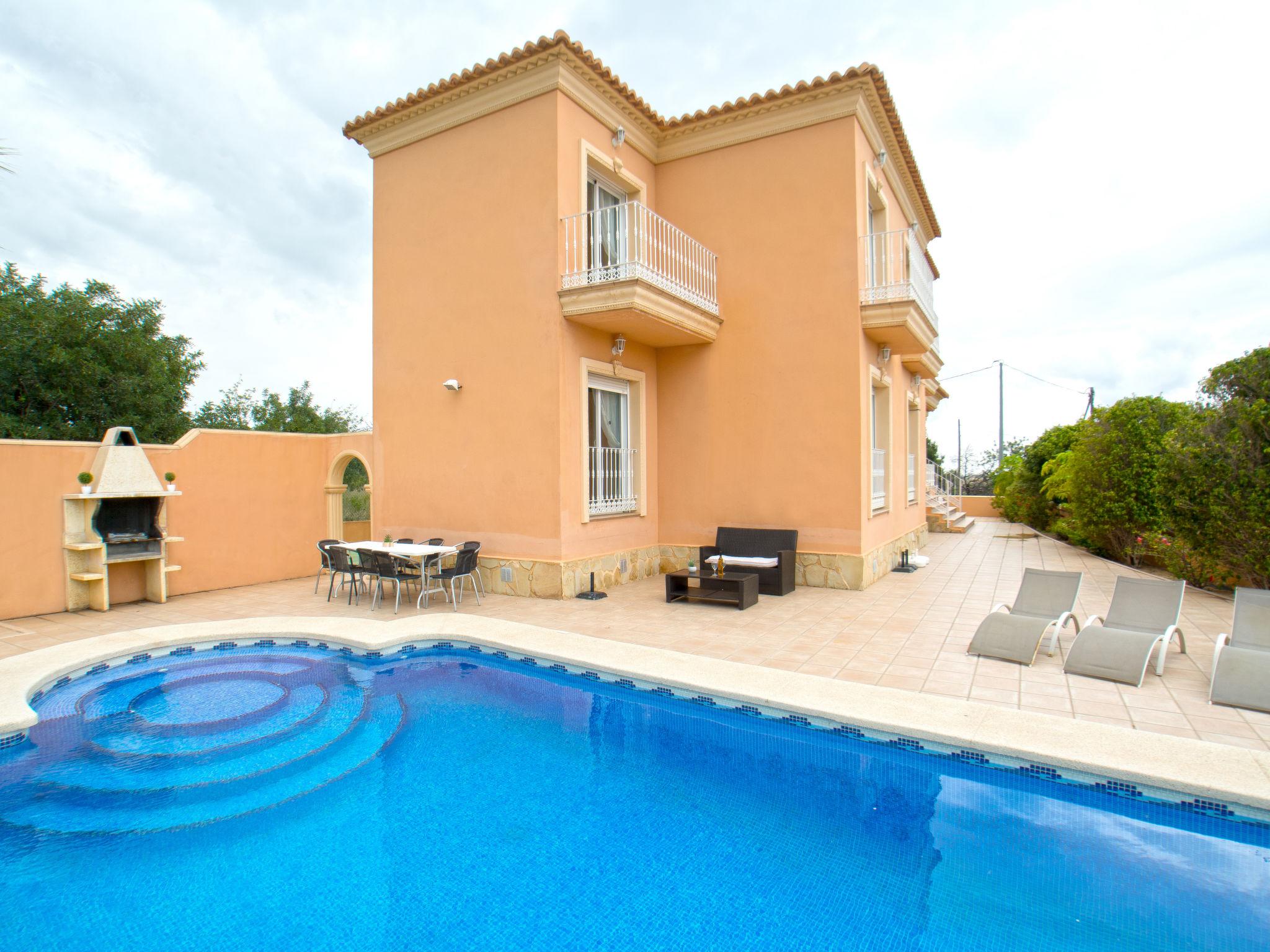 Photo 25 - 8 bedroom House in Calp with private pool and sea view