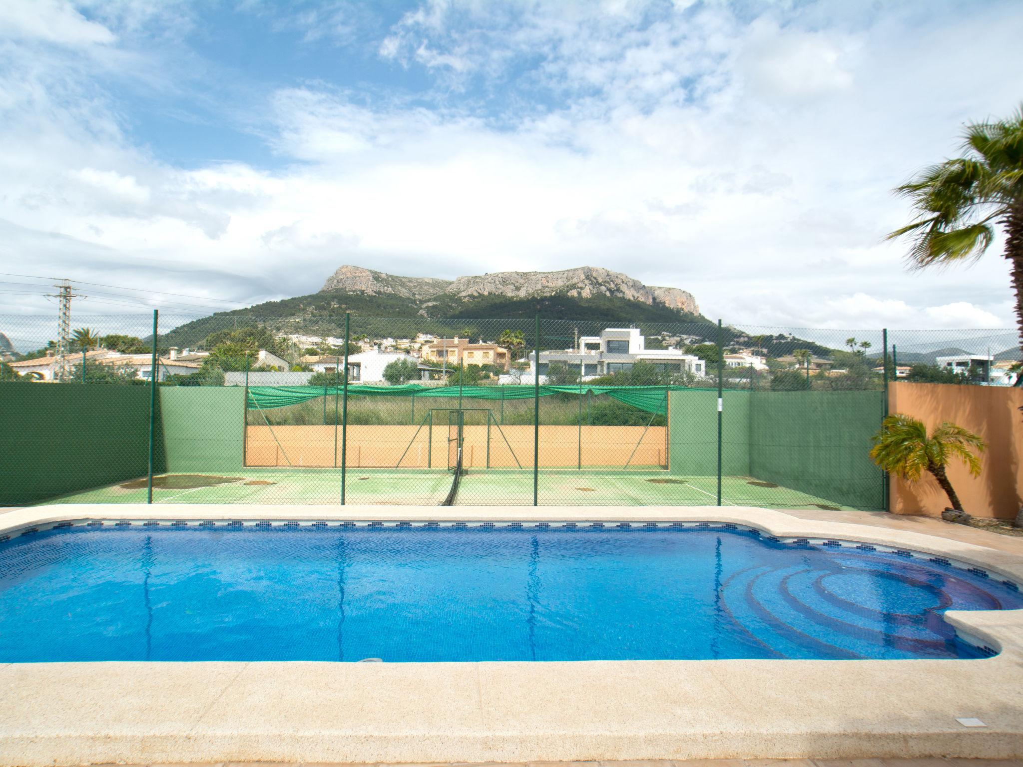 Foto 28 - Casa de 8 habitaciones en Calpe con piscina privada y jardín