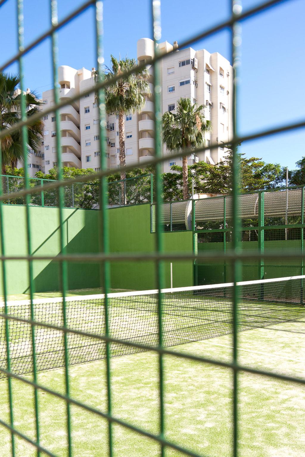 Photo 26 - 3 bedroom Apartment in Alicante with swimming pool and garden