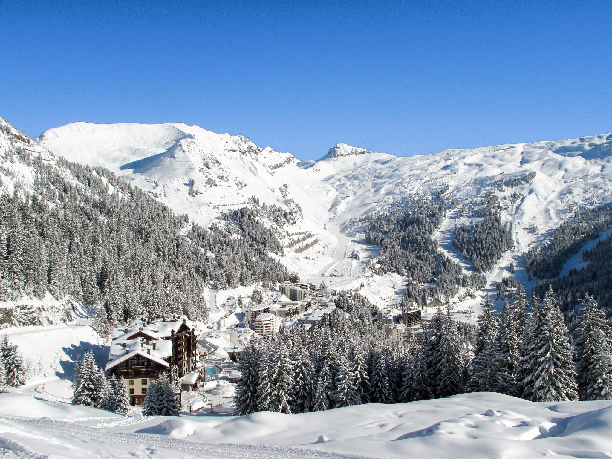 Photo 32 - Appartement de 1 chambre à Arâches-la-Frasse avec piscine et vues sur la montagne