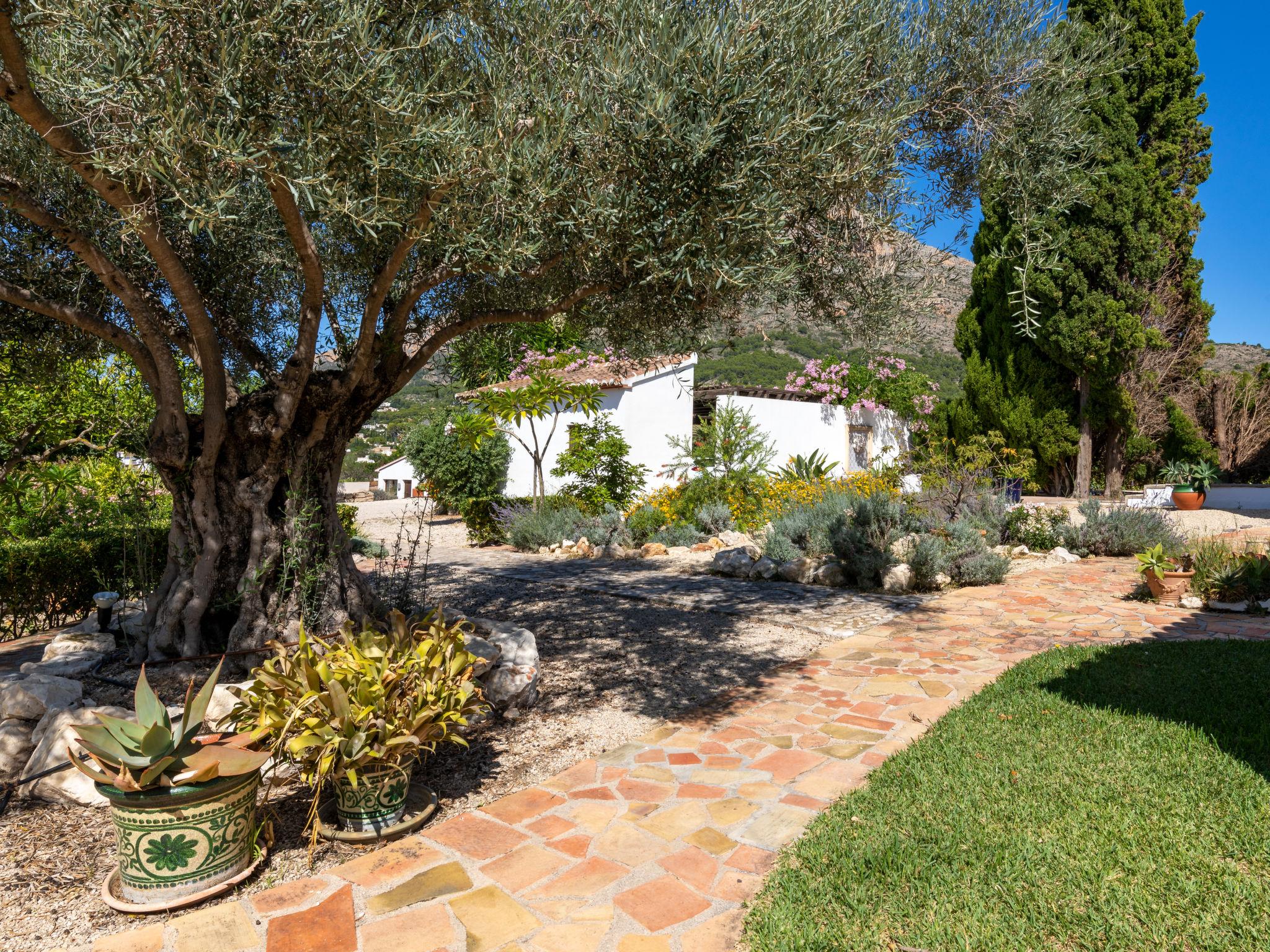 Foto 38 - Casa con 3 camere da letto a Jávea con piscina privata e vista mare