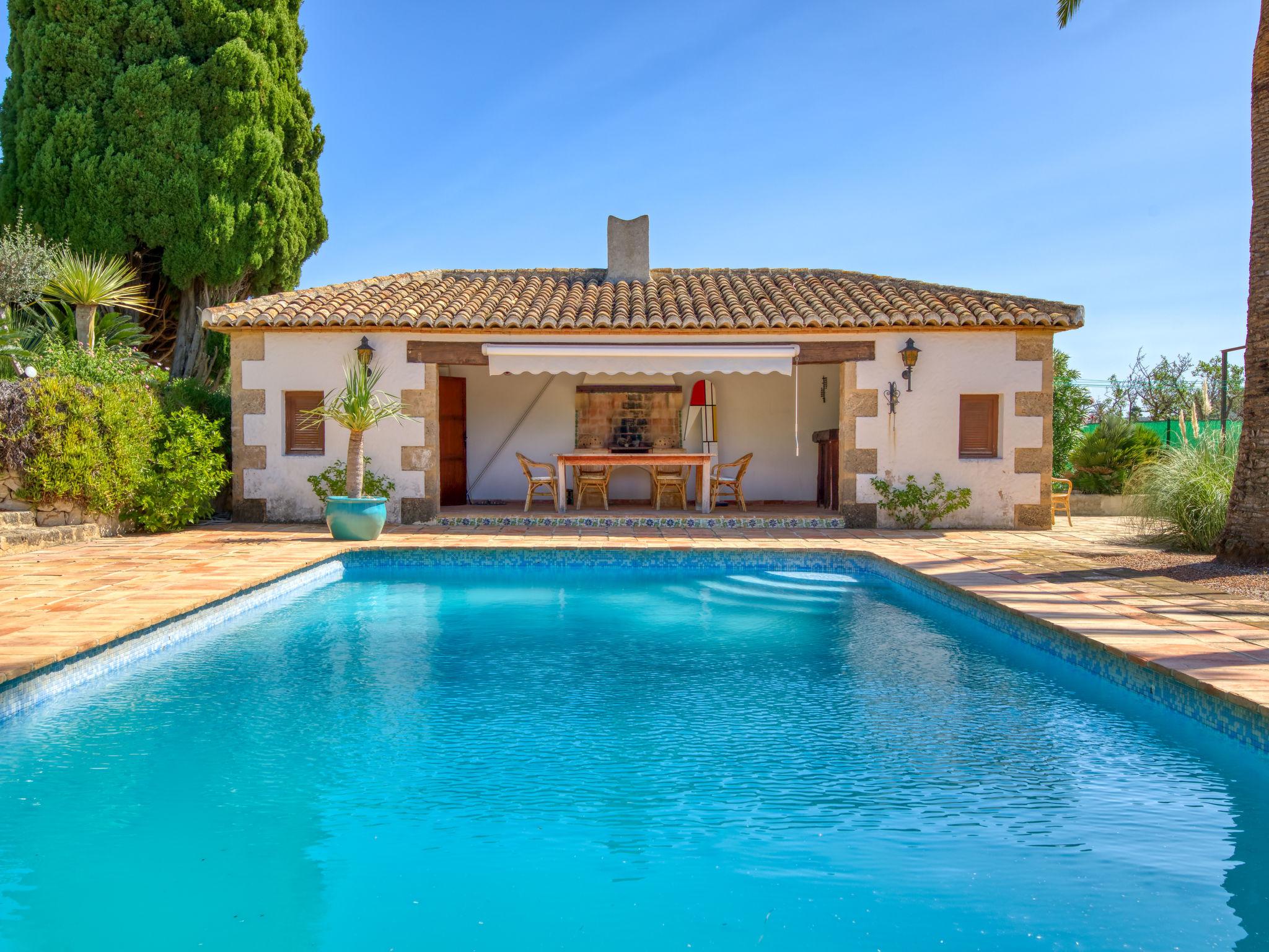 Foto 2 - Casa de 3 quartos em Jávea com piscina privada e jardim