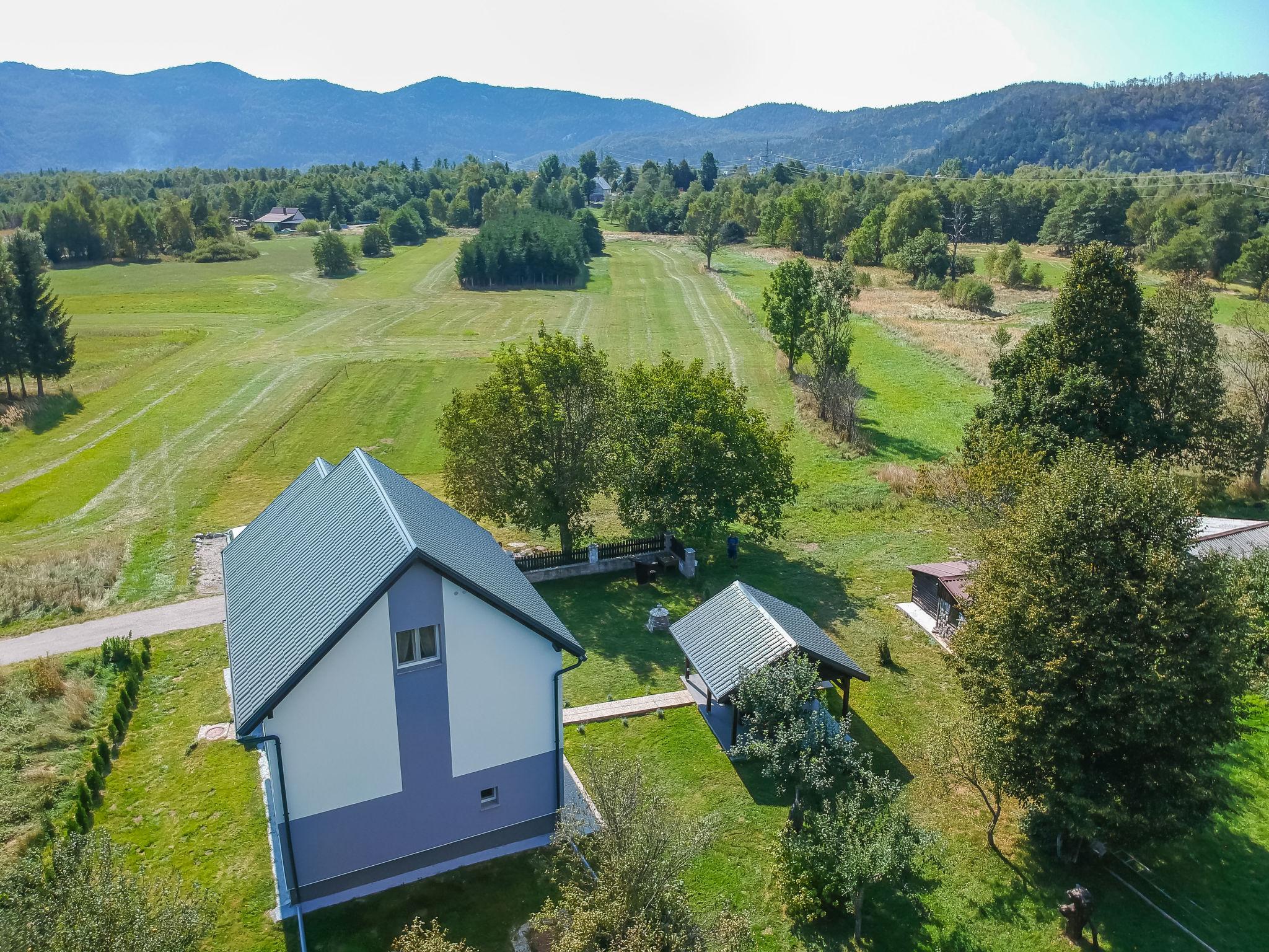 Photo 39 - 4 bedroom House in Fužine with private pool and garden