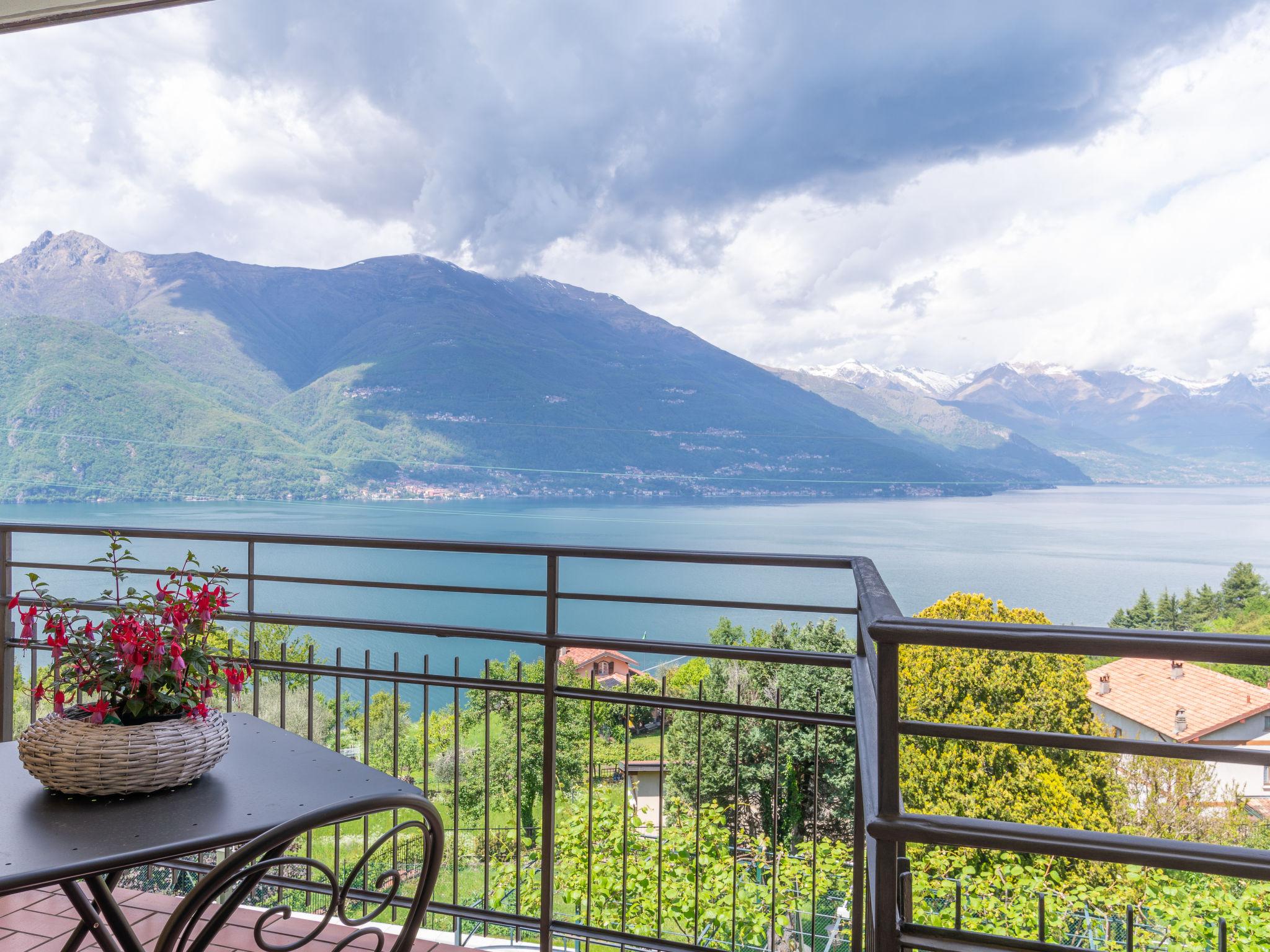 Foto 1 - Apartment mit 2 Schlafzimmern in Perledo mit schwimmbad und blick auf die berge