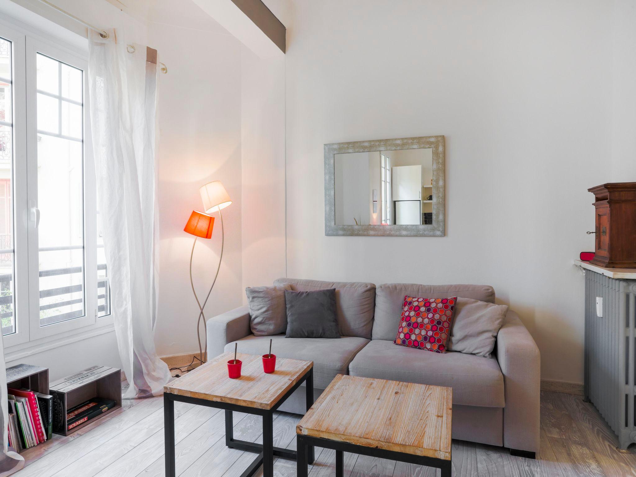 Foto 6 - Appartamento con 1 camera da letto a Nizza con vista mare