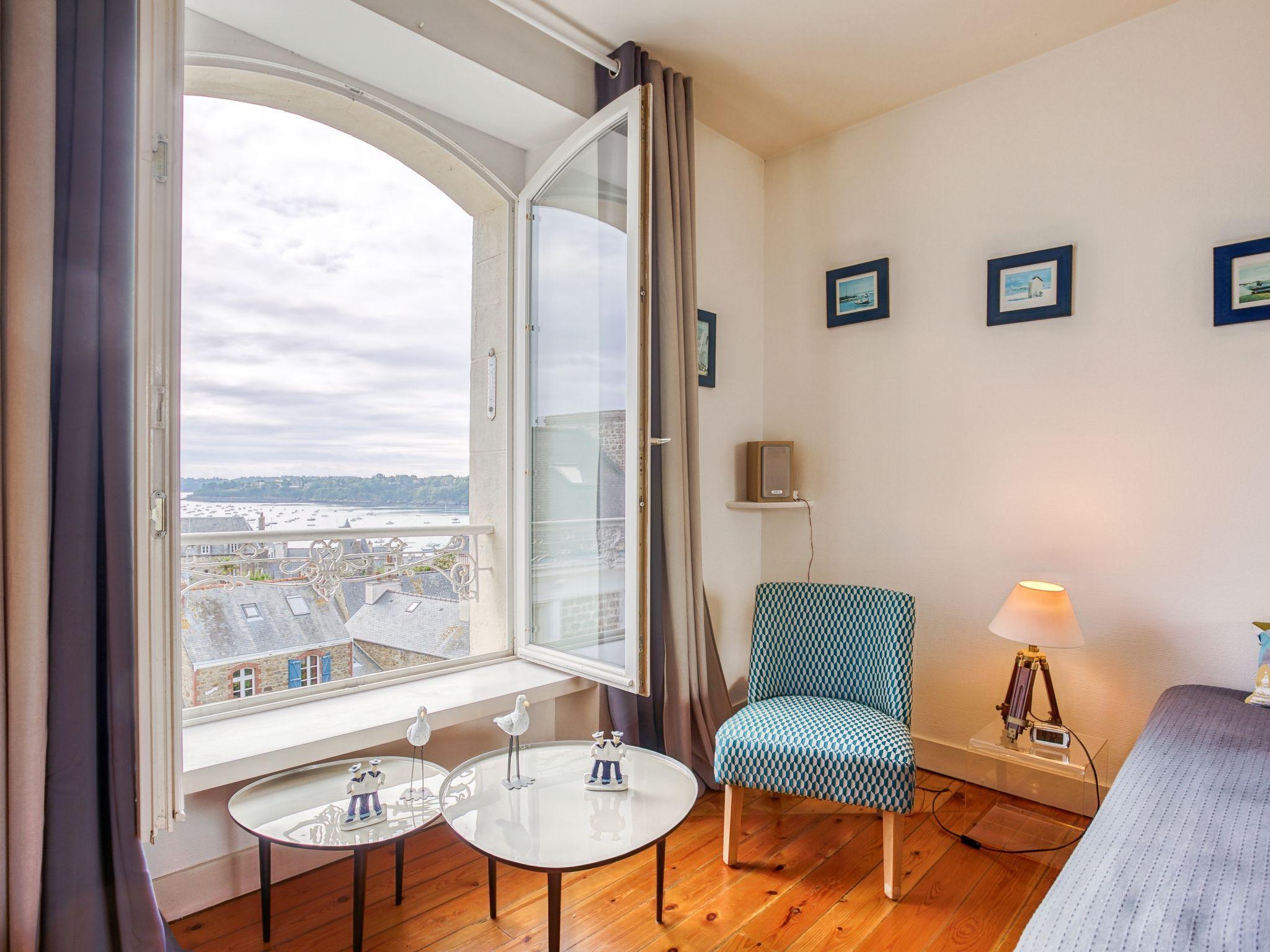 Foto 2 - Appartamento con 1 camera da letto a Dinard con vista mare