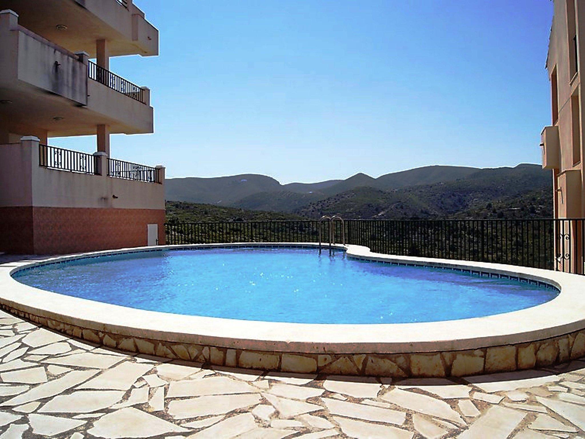 Photo 1 - Appartement de 2 chambres à Peñíscola avec piscine et jardin