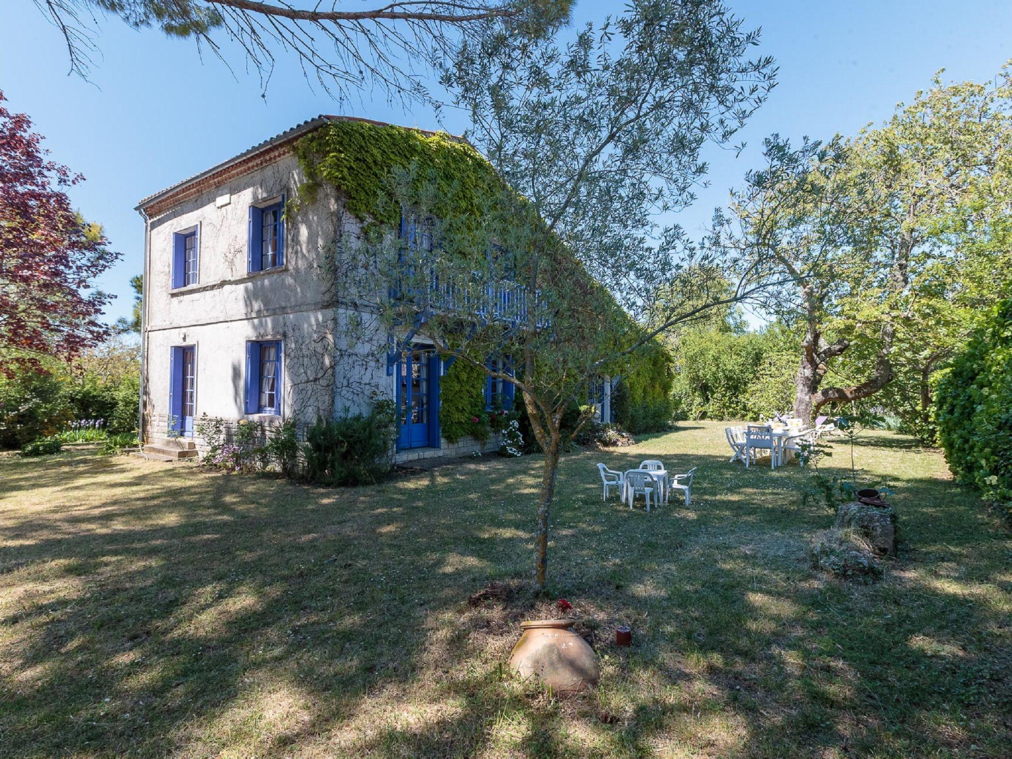 Foto 1 - Casa de 6 habitaciones en Vaux-sur-Mer con jardín