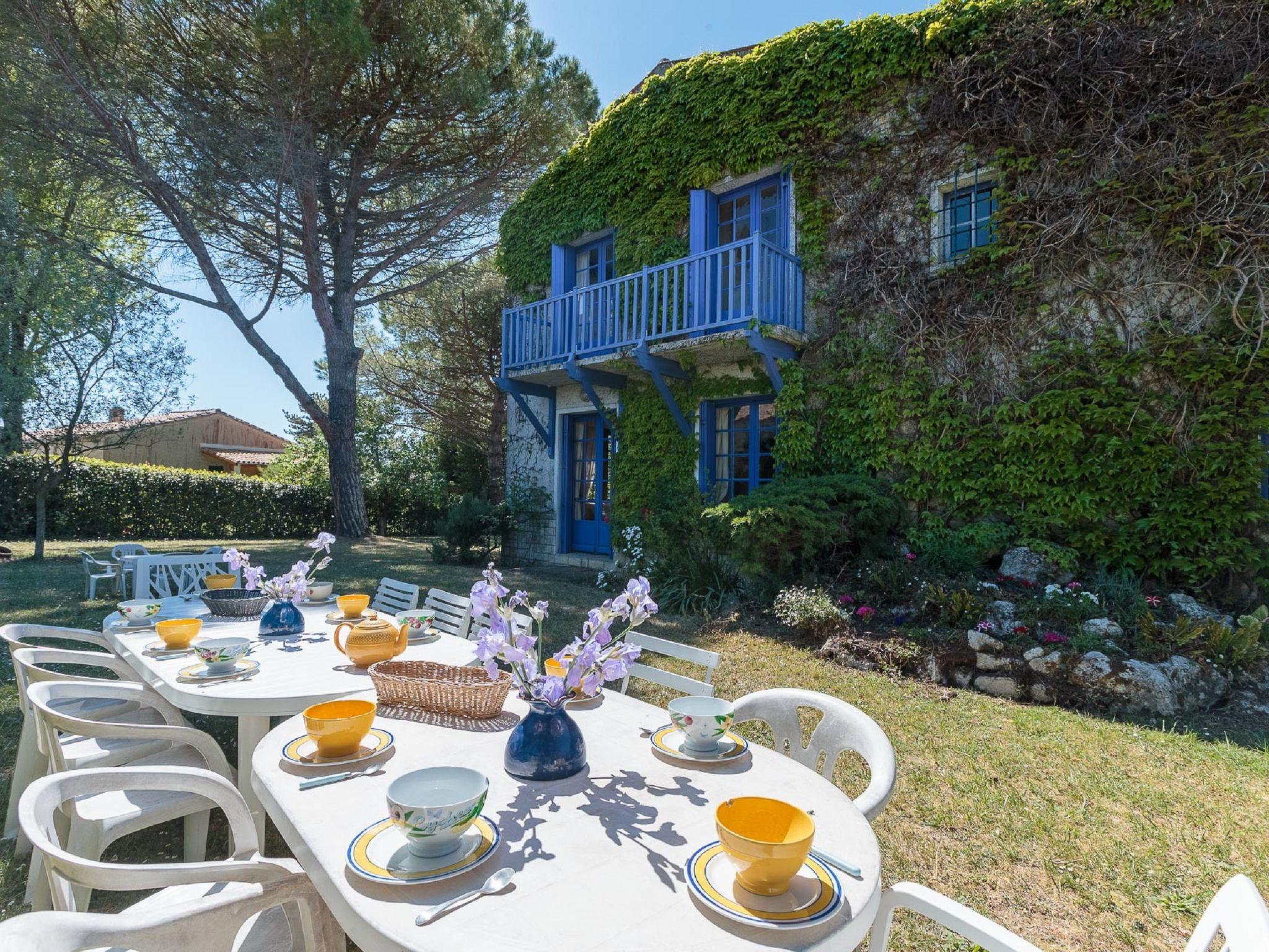 Foto 1 - Casa de 6 habitaciones en Vaux-sur-Mer con jardín y vistas al mar