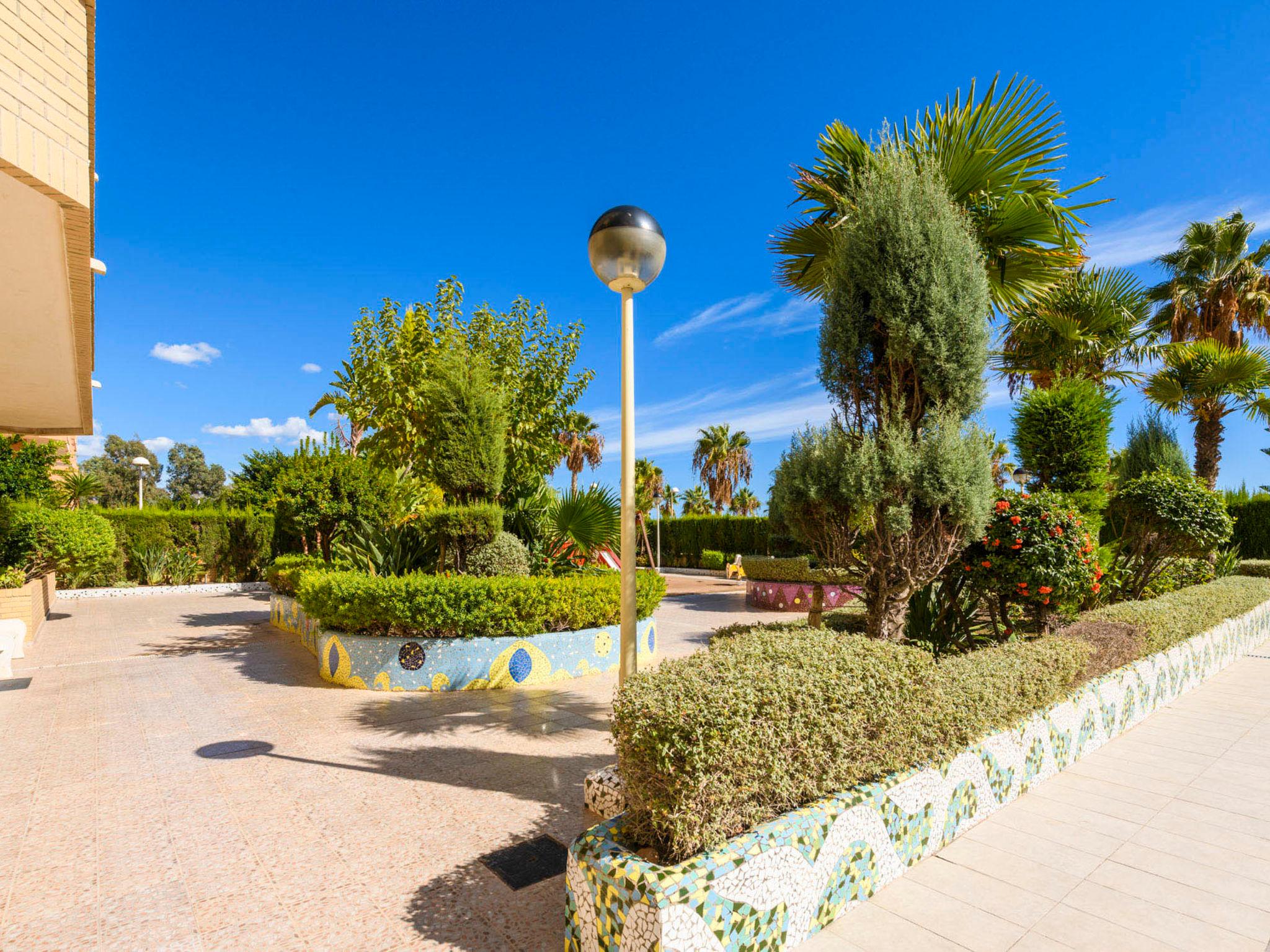 Foto 18 - Appartamento con 2 camere da letto a Oropesa del Mar con piscina e vista mare