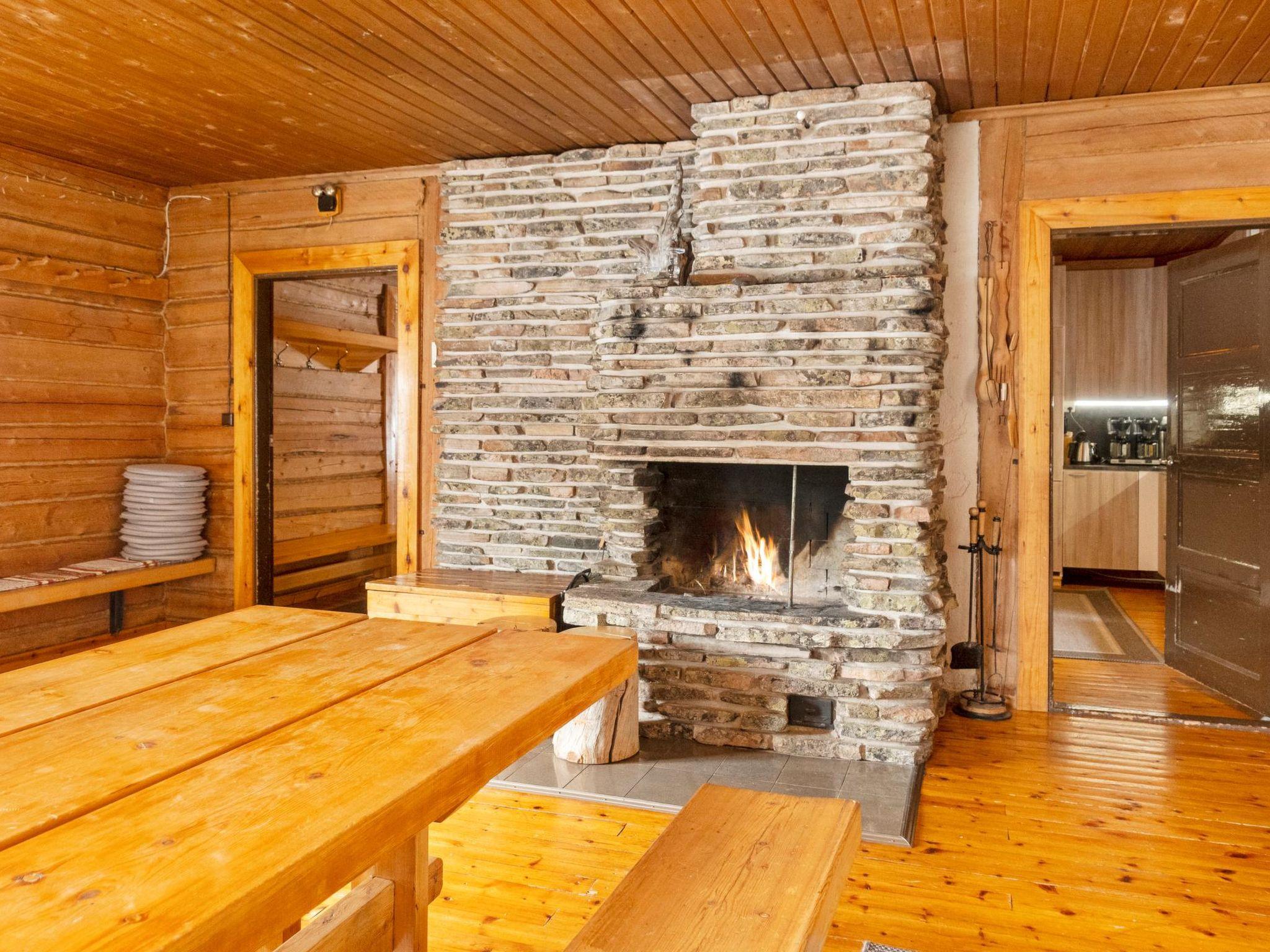 Foto 9 - Casa de 2 habitaciones en Sodankylä con sauna y vistas a la montaña