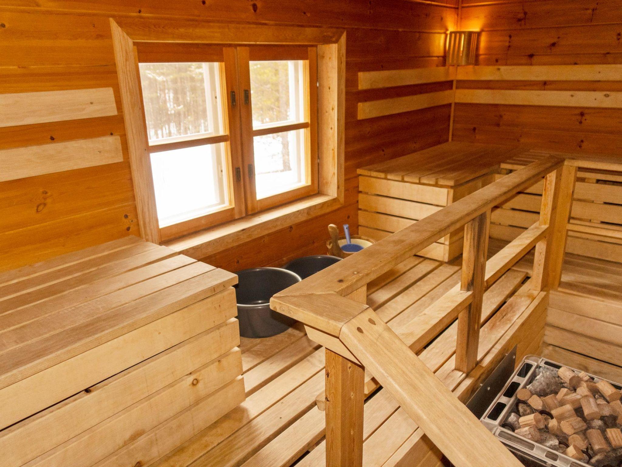 Foto 18 - Casa de 2 habitaciones en Sodankylä con sauna y vistas a la montaña