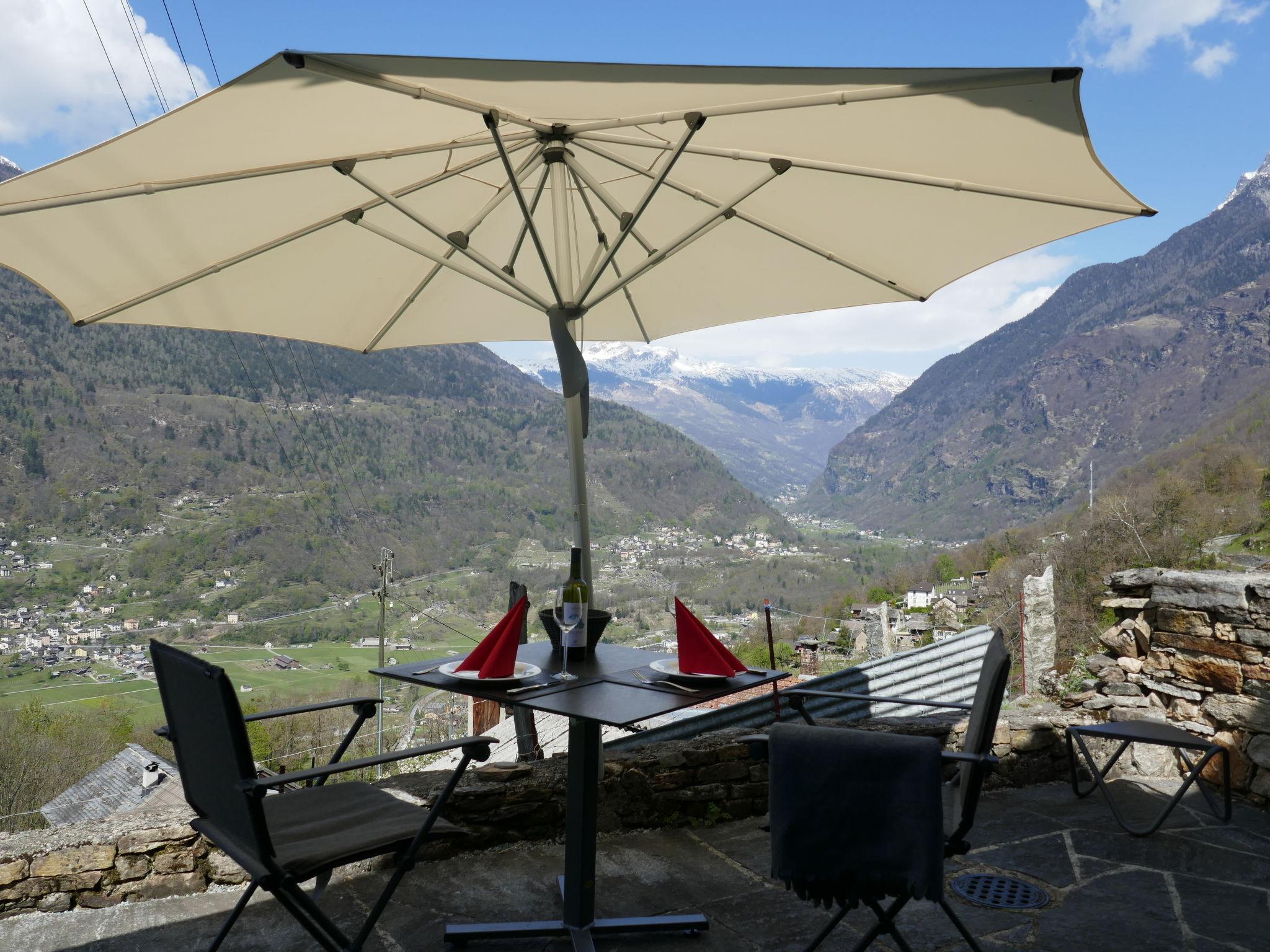 Foto 5 - Casa de 1 habitación en Serravalle con terraza y vistas a la montaña