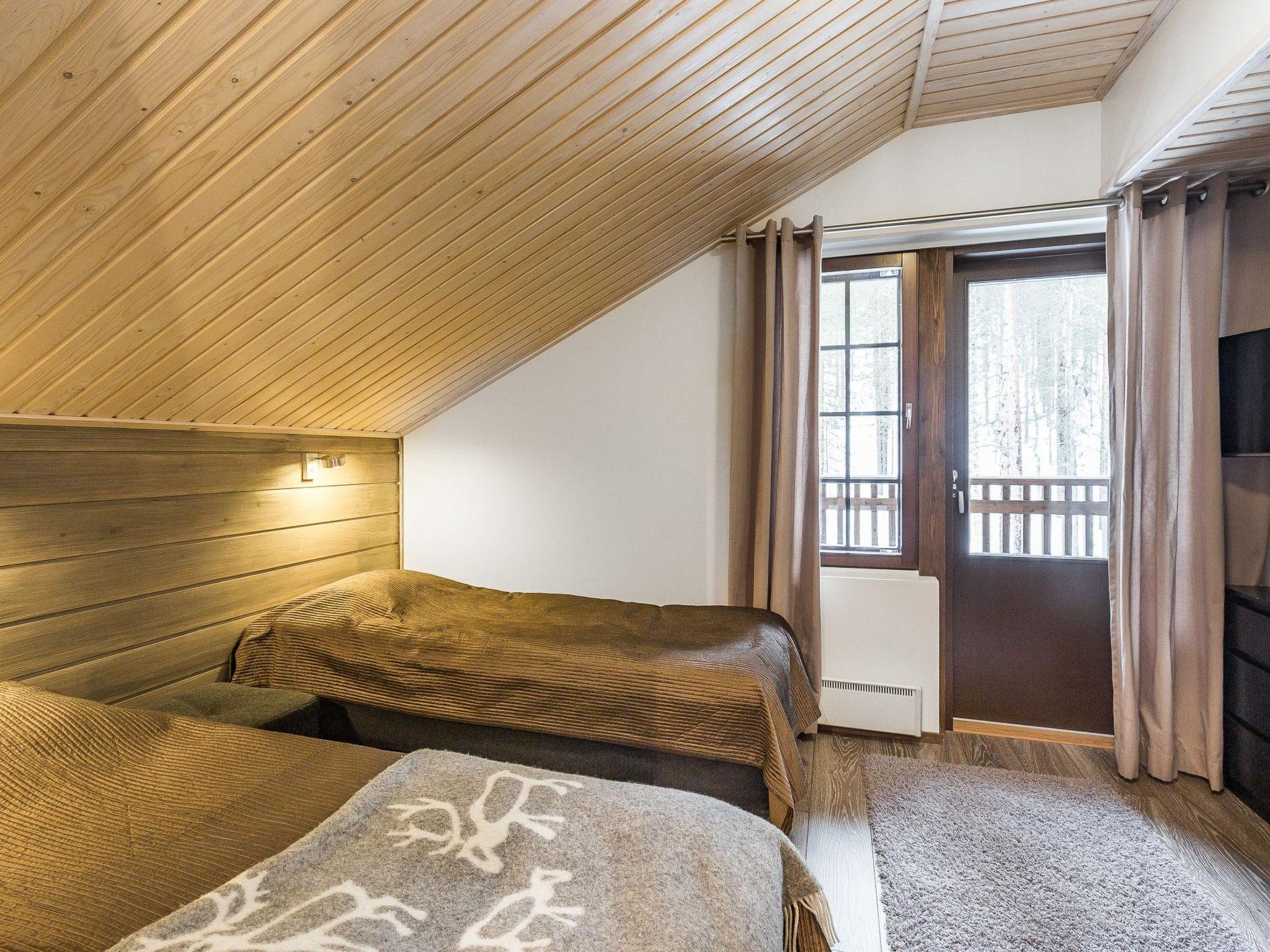 Foto 11 - Haus mit 3 Schlafzimmern in Kittilä mit blick auf die berge