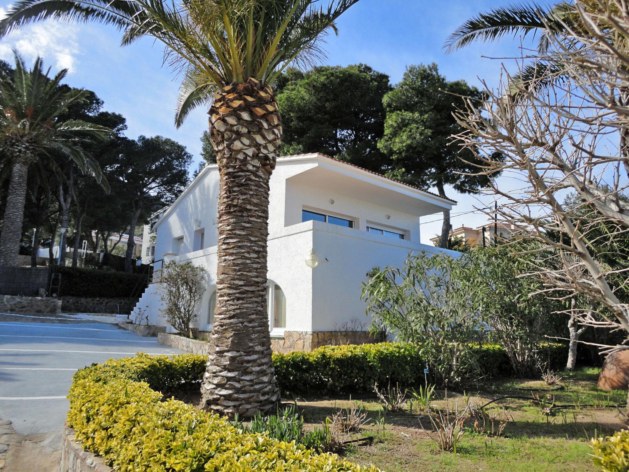 Foto 18 - Apartment mit 2 Schlafzimmern in Llançà mit schwimmbad und blick aufs meer