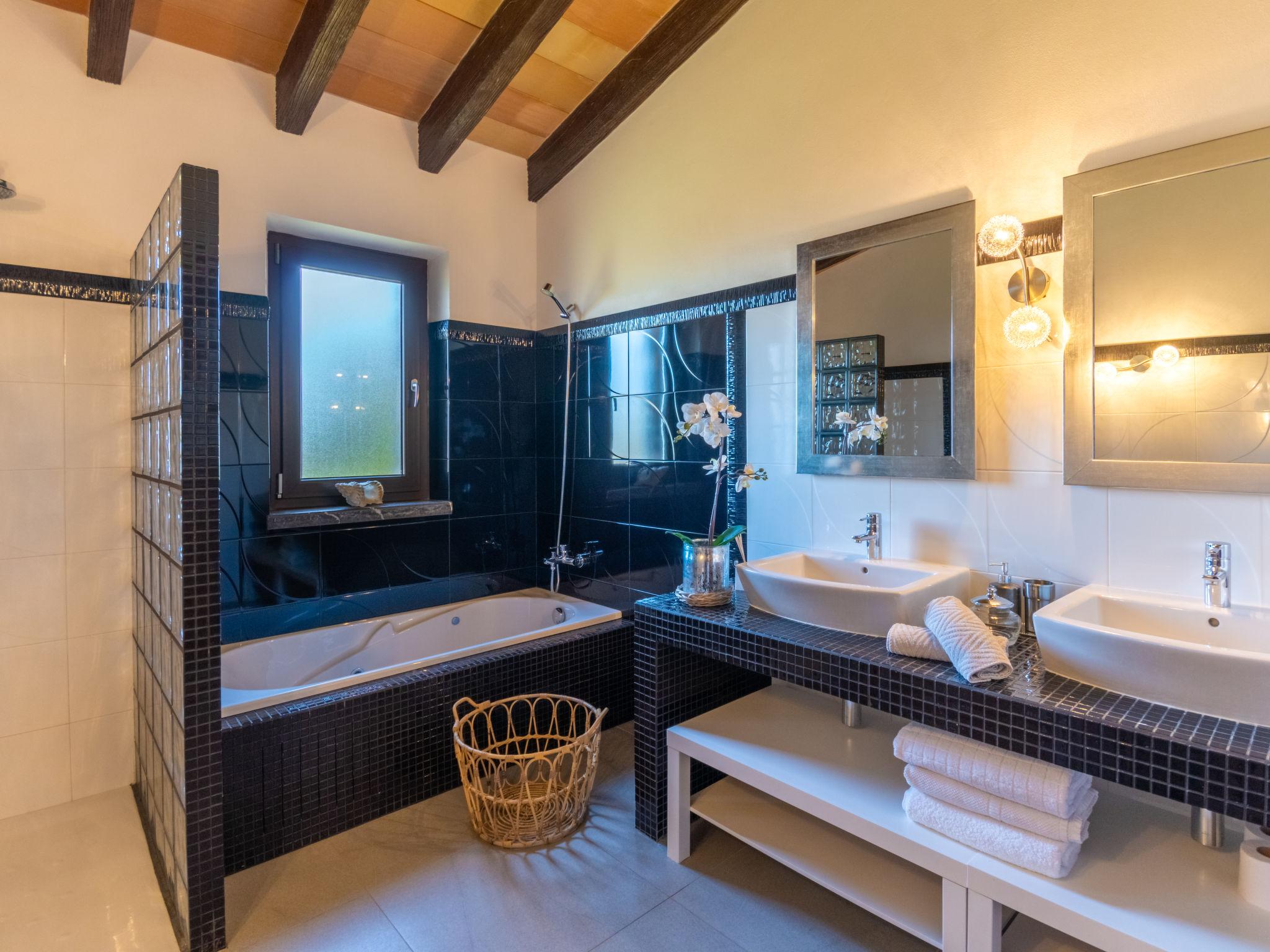 Foto 21 - Haus mit 4 Schlafzimmern in Artà mit privater pool und garten