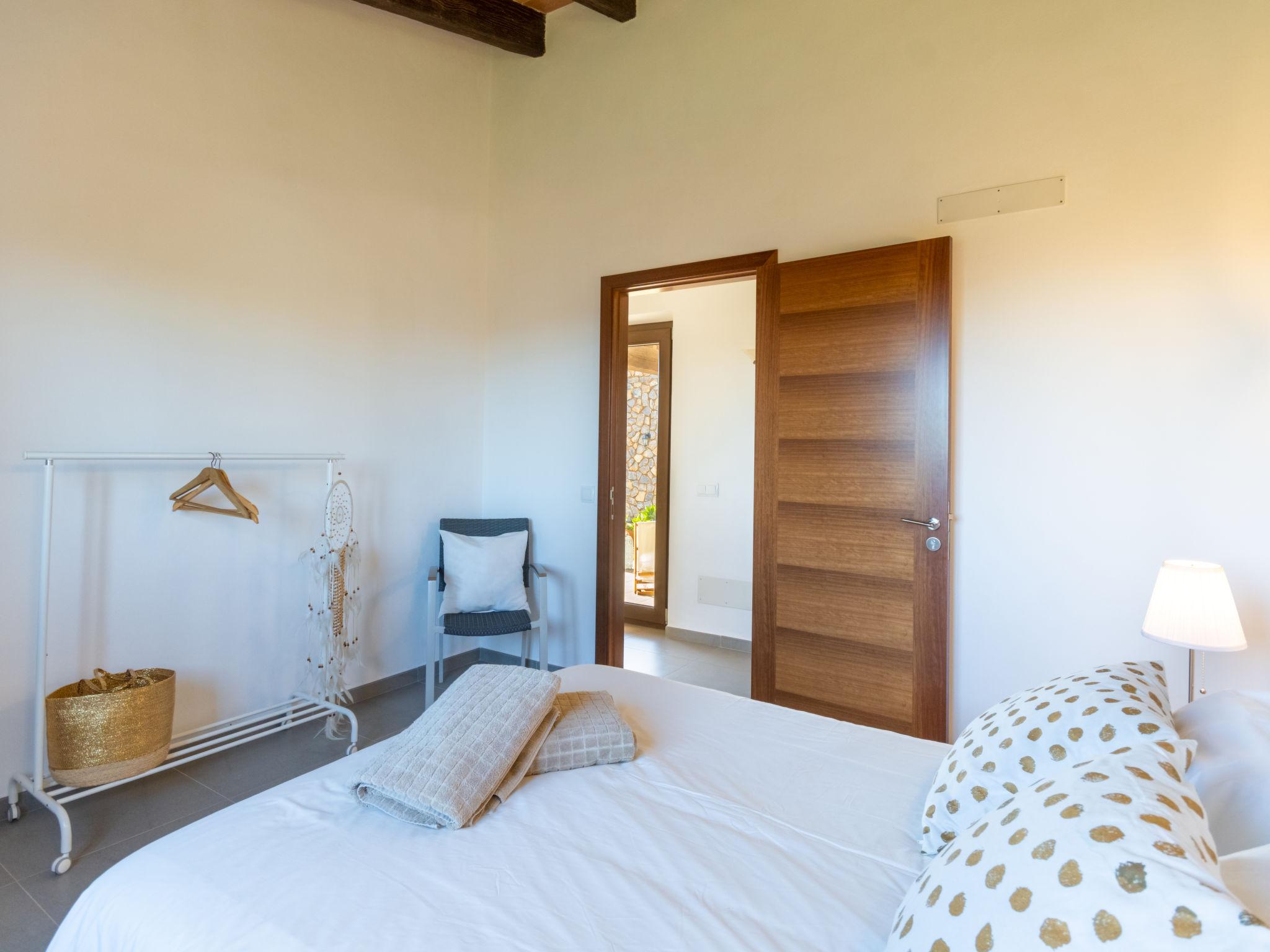 Foto 20 - Haus mit 4 Schlafzimmern in Artà mit privater pool und garten