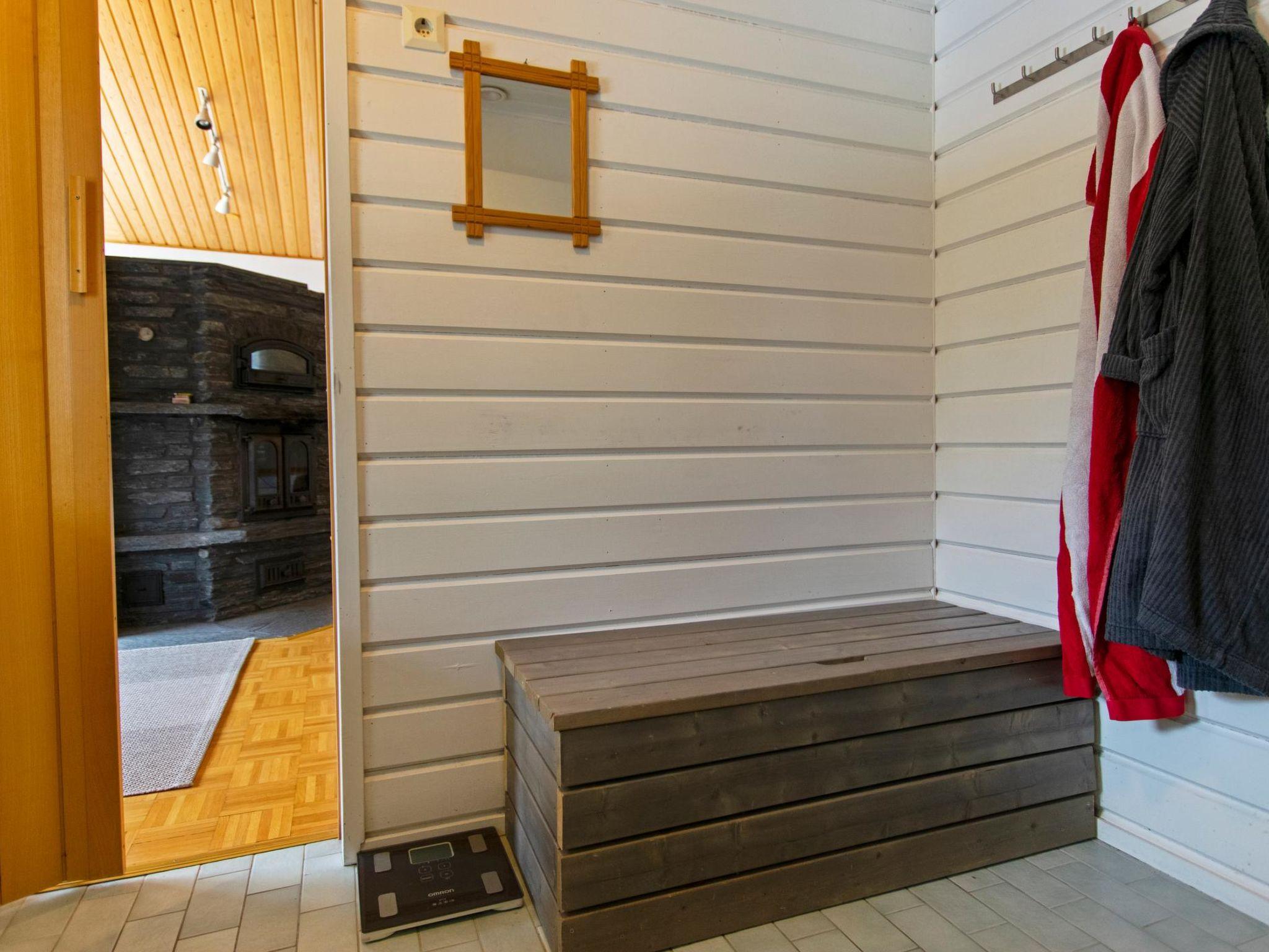 Photo 25 - Maison de 4 chambres à Saarijärvi avec sauna