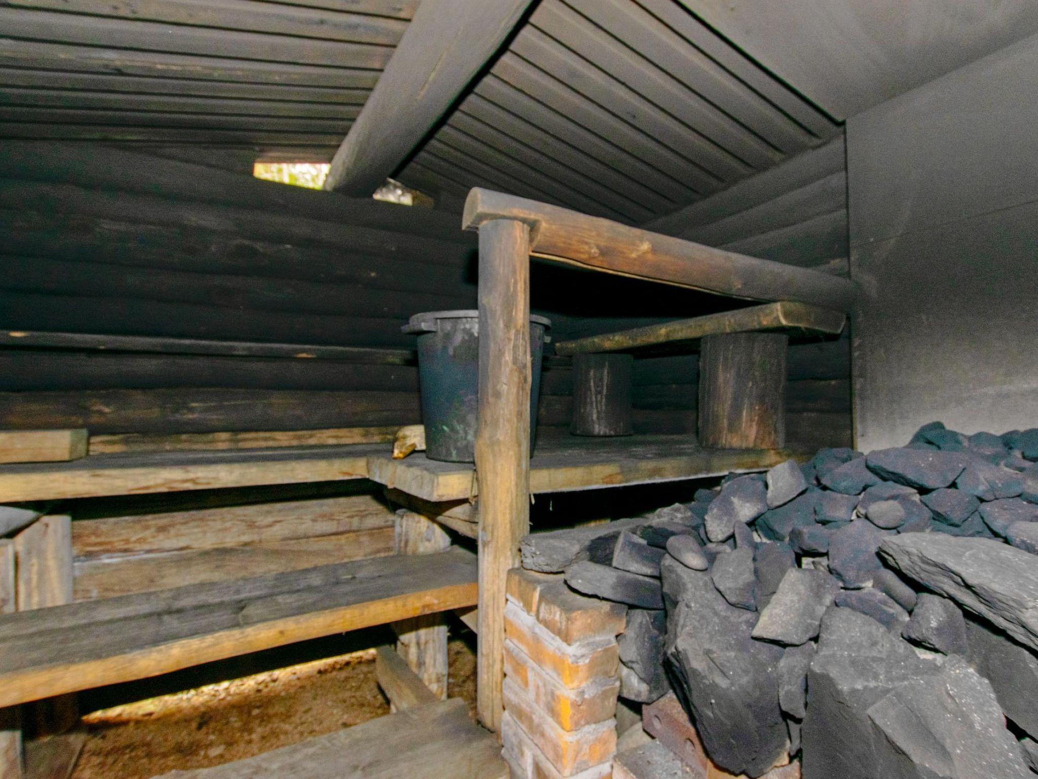 Photo 40 - Maison de 4 chambres à Saarijärvi avec sauna