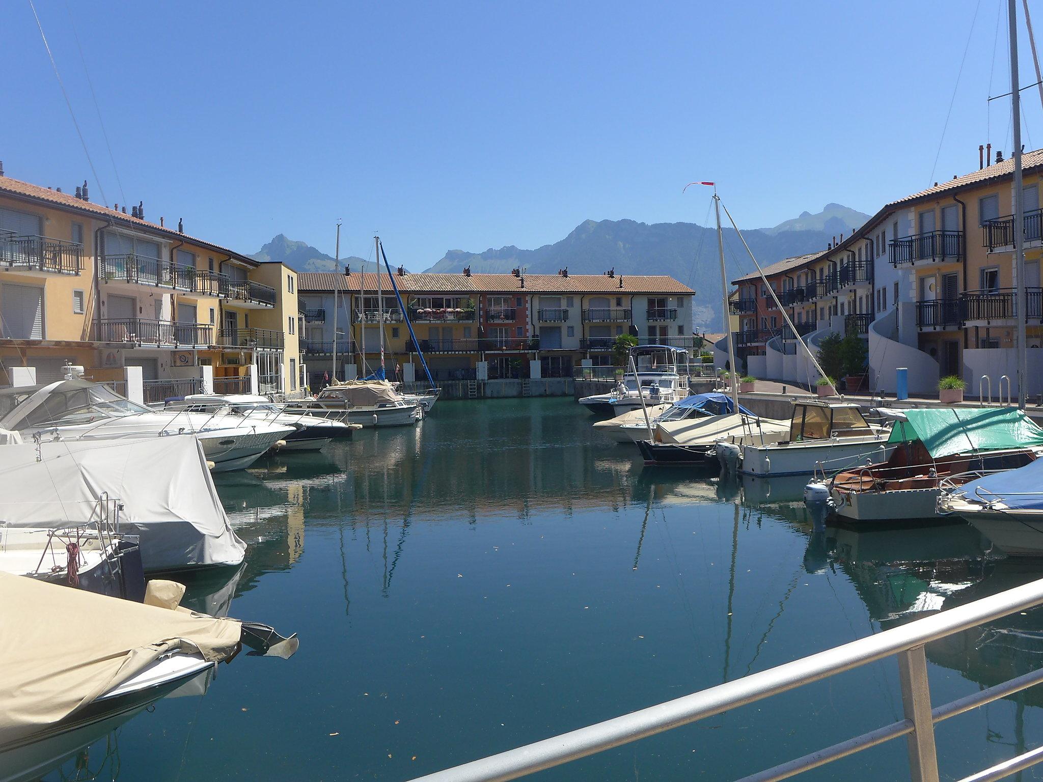Photo 24 - 3 bedroom Apartment in Port-Valais with mountain view