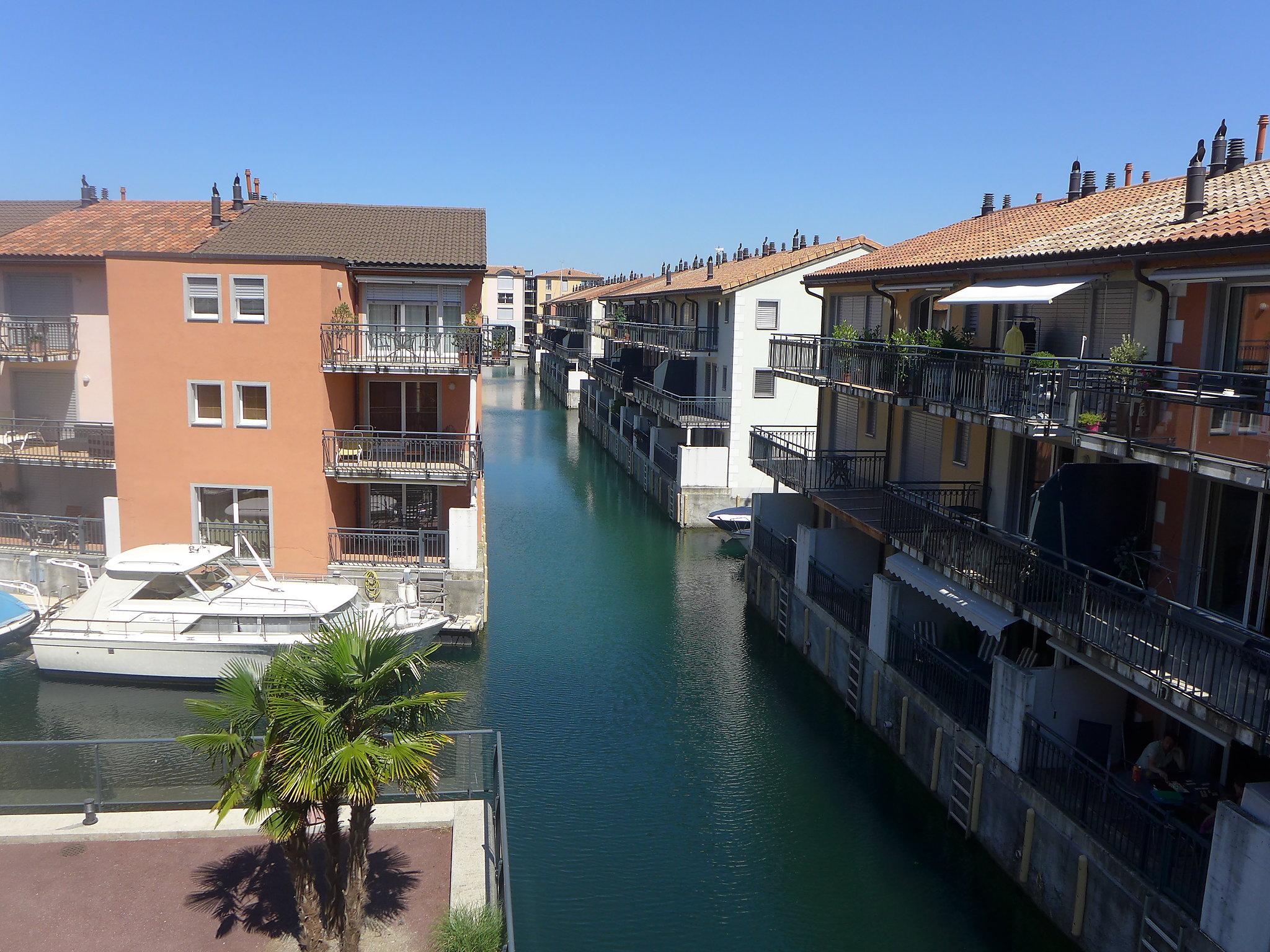 Photo 22 - 3 bedroom Apartment in Port-Valais with mountain view