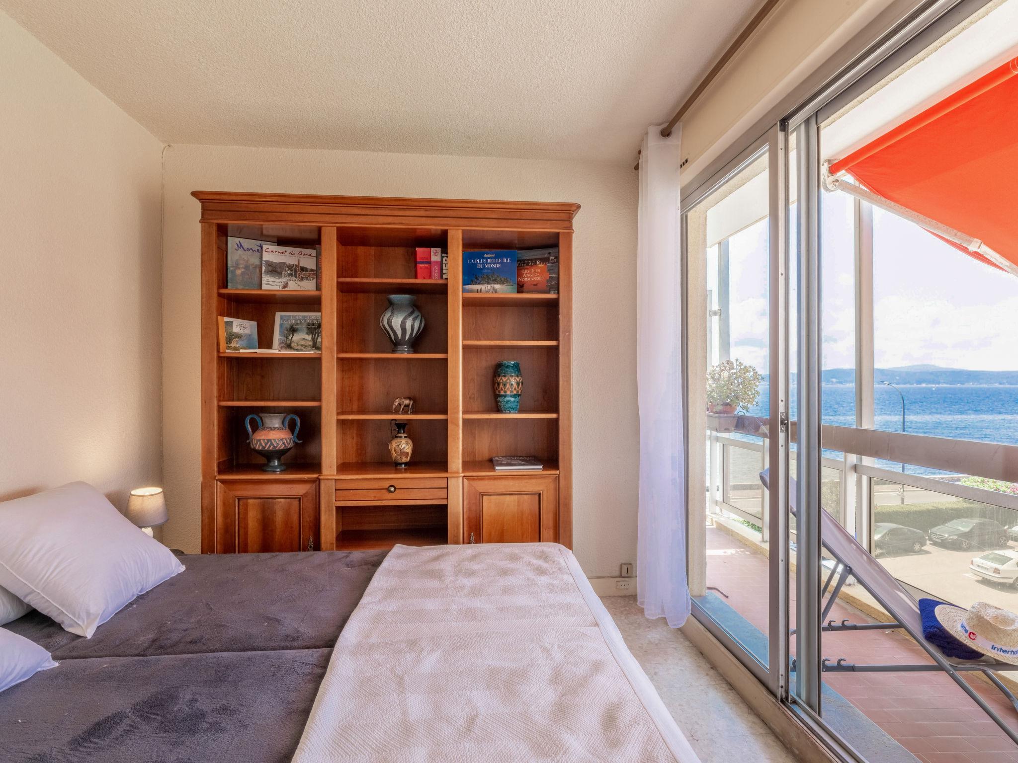 Foto 4 - Apartamento de 2 quartos em Sainte-Maxime com vistas do mar