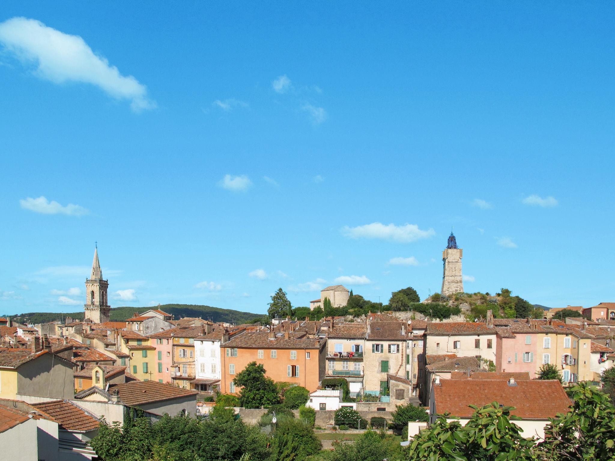 Foto 40 - Haus mit 3 Schlafzimmern in Draguignan mit schwimmbad und terrasse