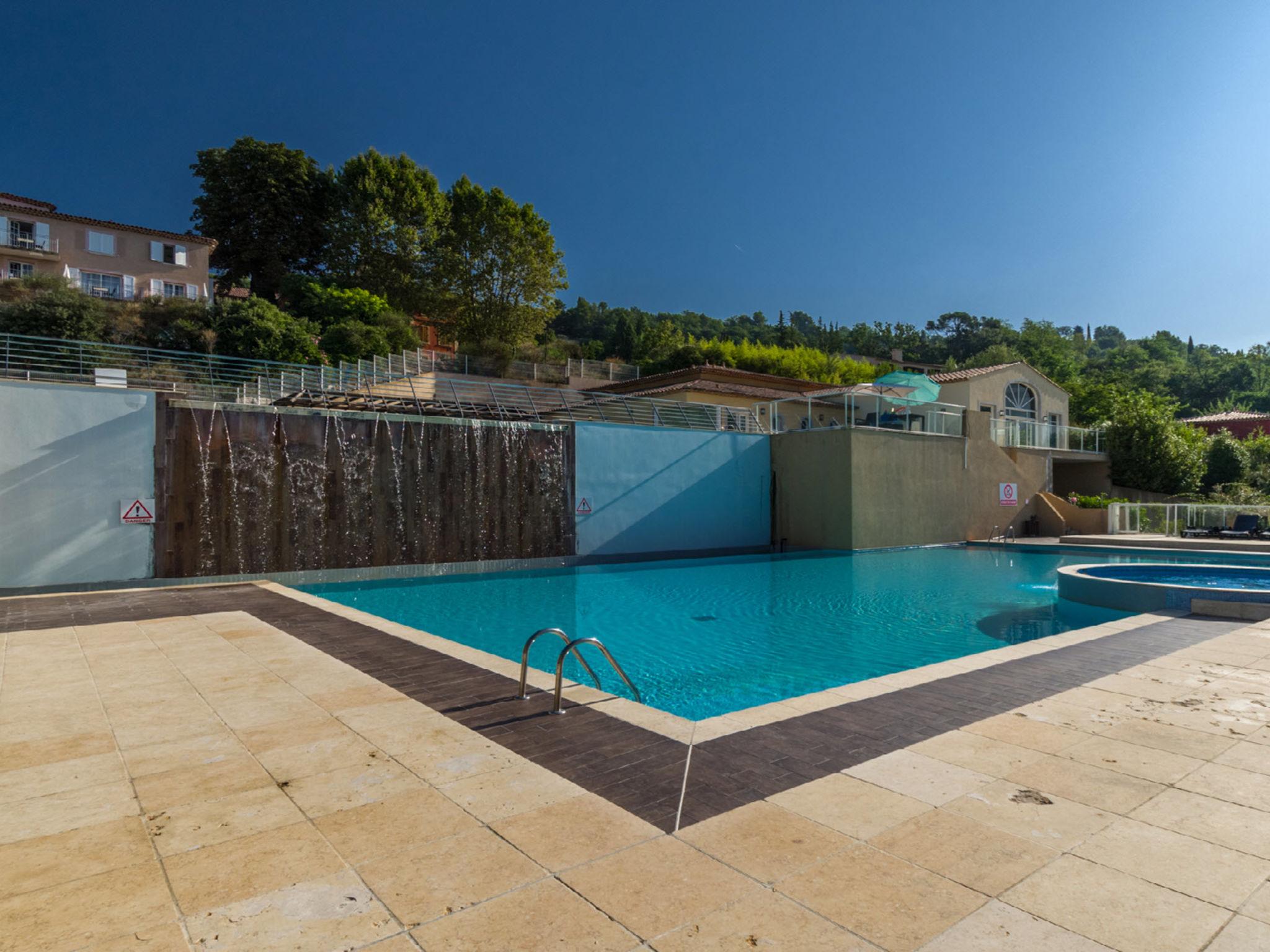 Foto 25 - Casa de 3 habitaciones en Callian con piscina privada y jardín
