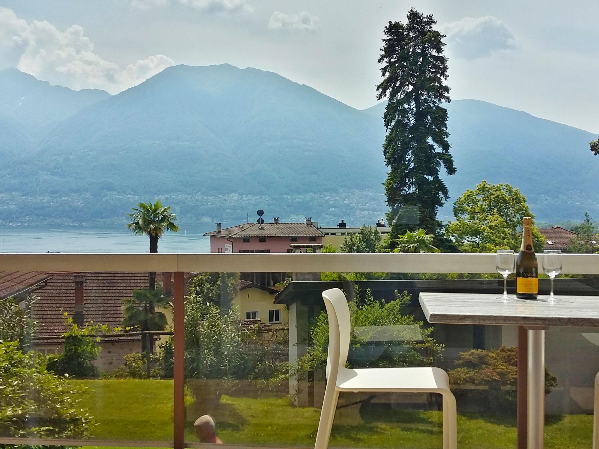 Photo 13 - Apartment in Muralto with garden and mountain view