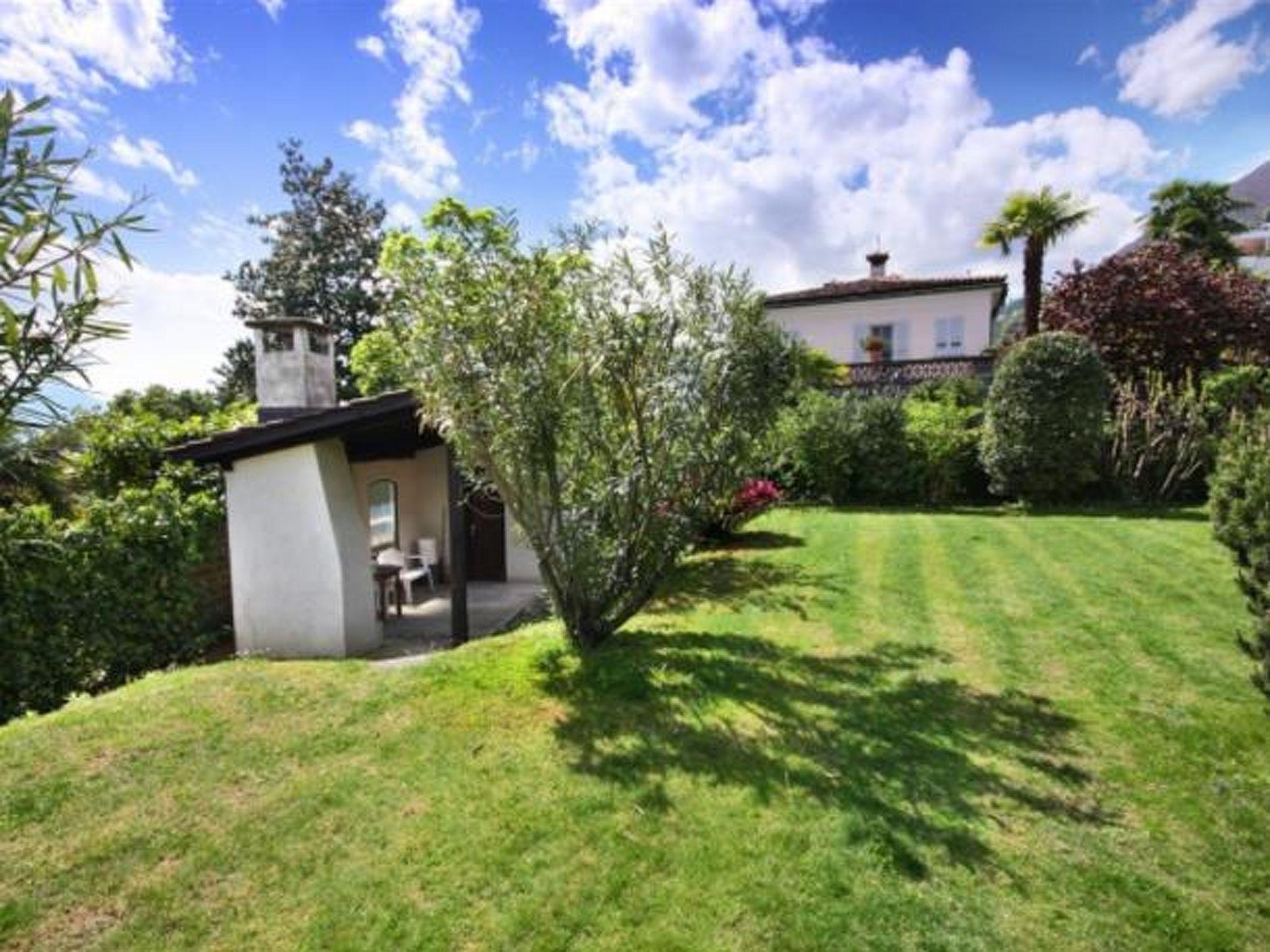 Photo 19 - Apartment in Muralto with garden and mountain view