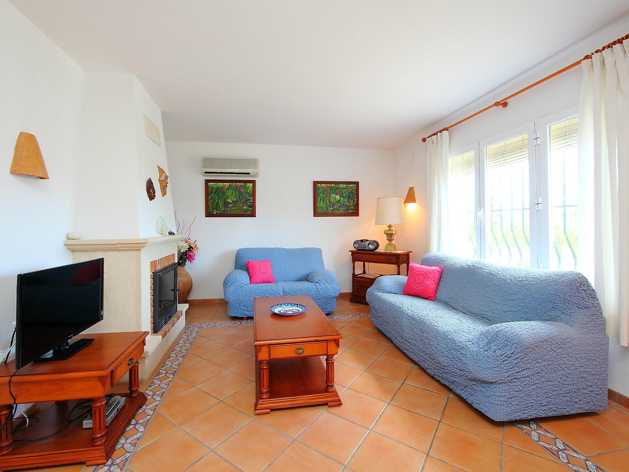 Photo 4 - 3 bedroom House in Pego with private pool and sea view