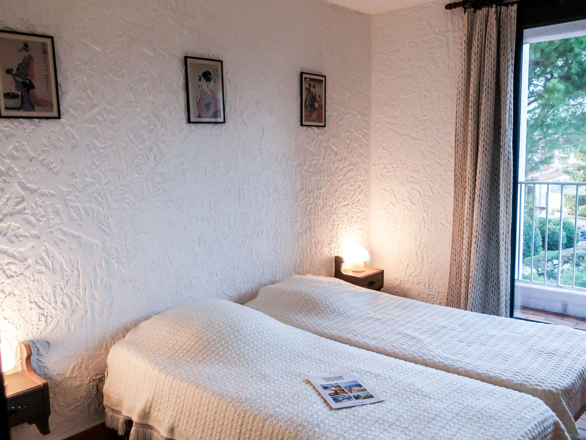 Foto 9 - Appartamento con 1 camera da letto a Cogolin con terrazza e vista mare