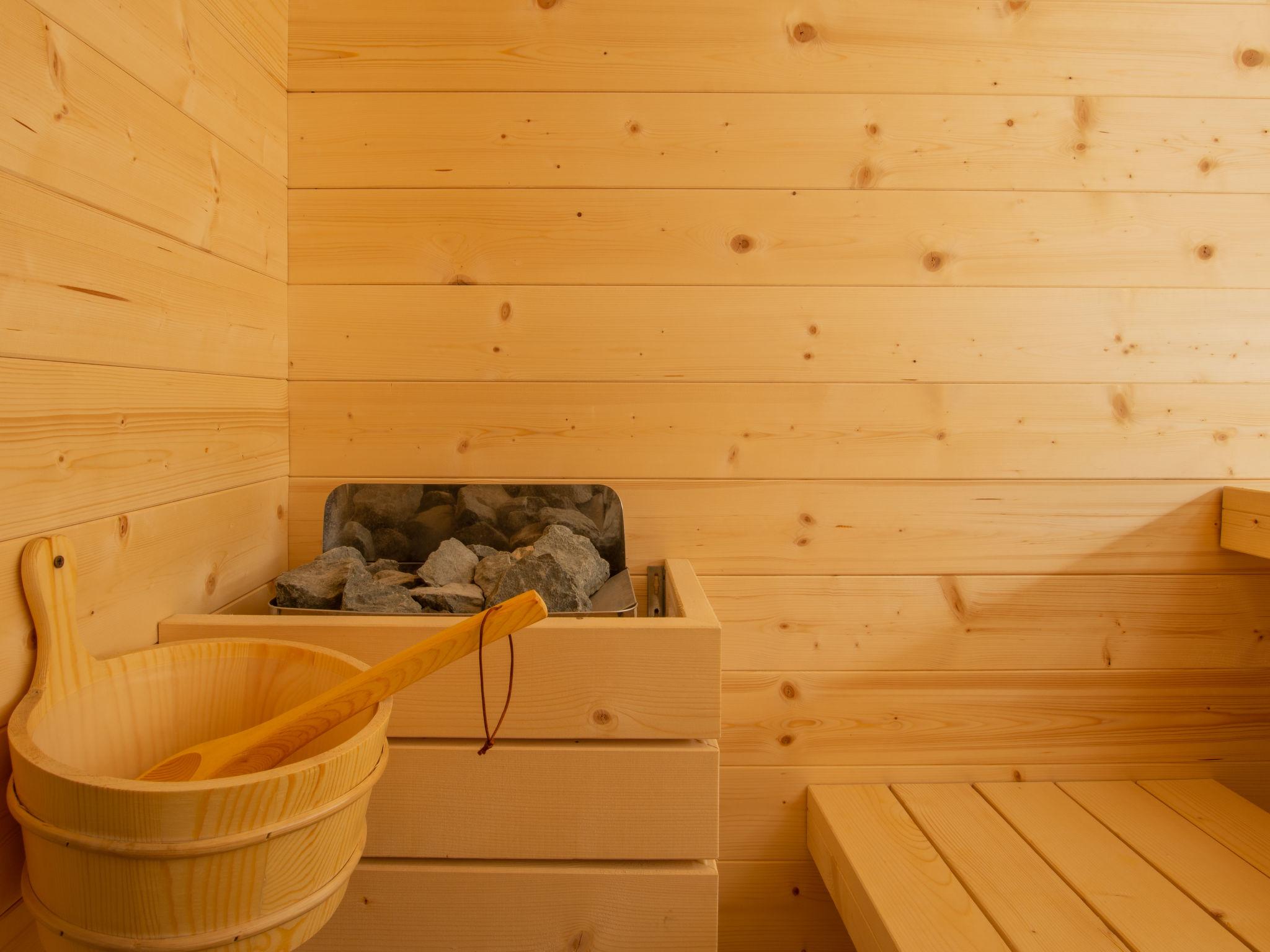 Photo 27 - Maison de 1 chambre à Perledo avec piscine privée et jardin