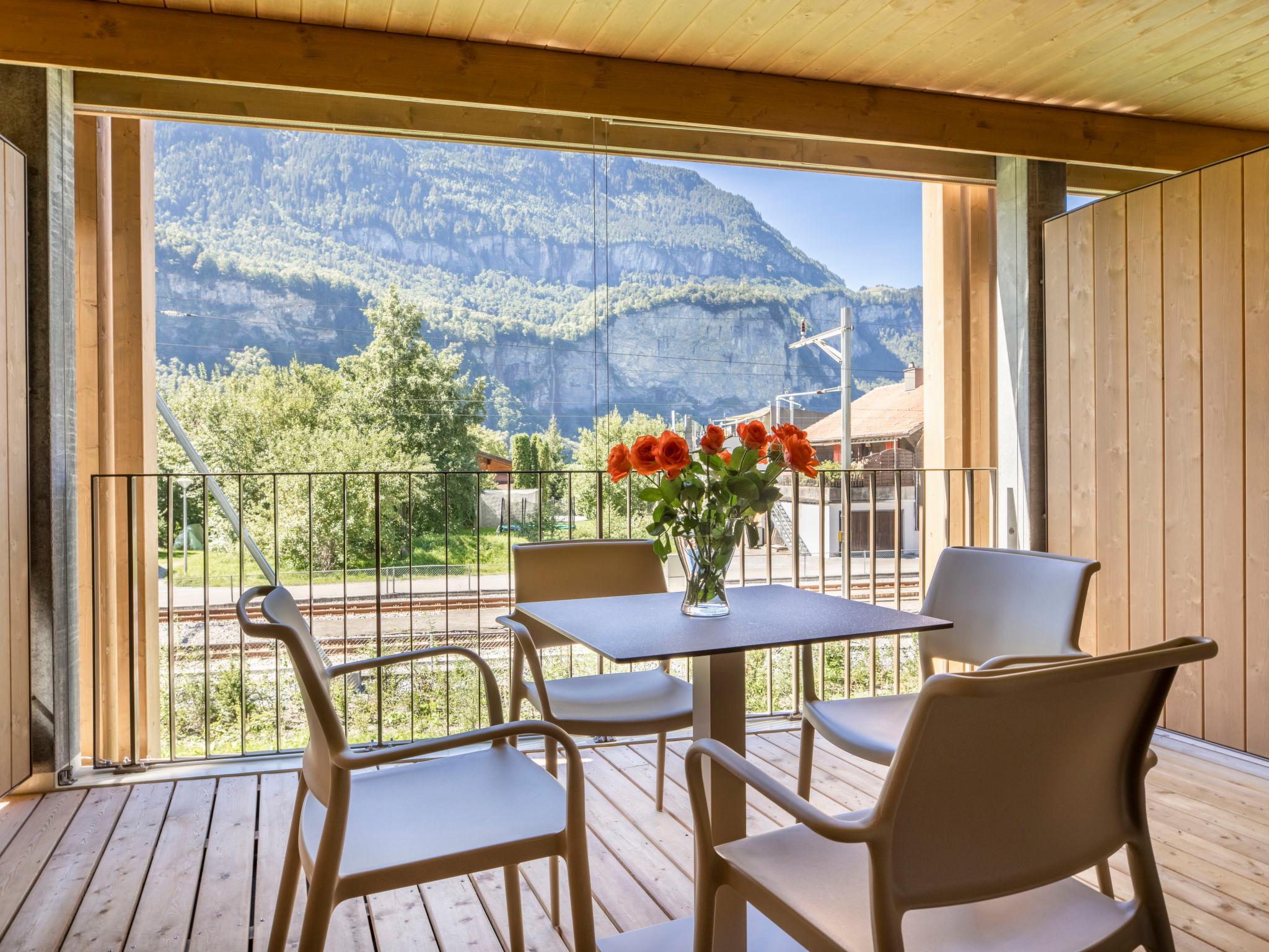 Foto 6 - Apartamento de 1 habitación en Meiringen con jardín y vistas a la montaña