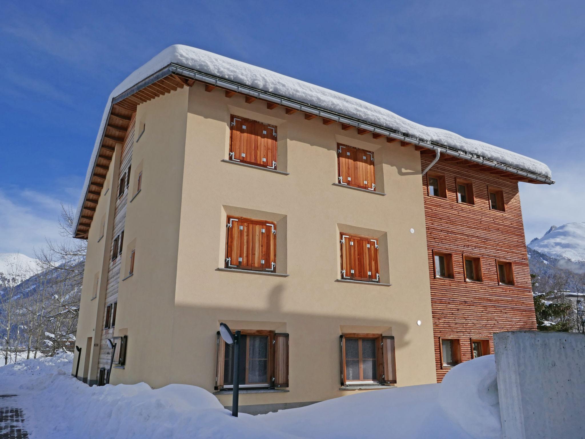 Photo 28 - Appartement de 2 chambres à Samedan avec jardin