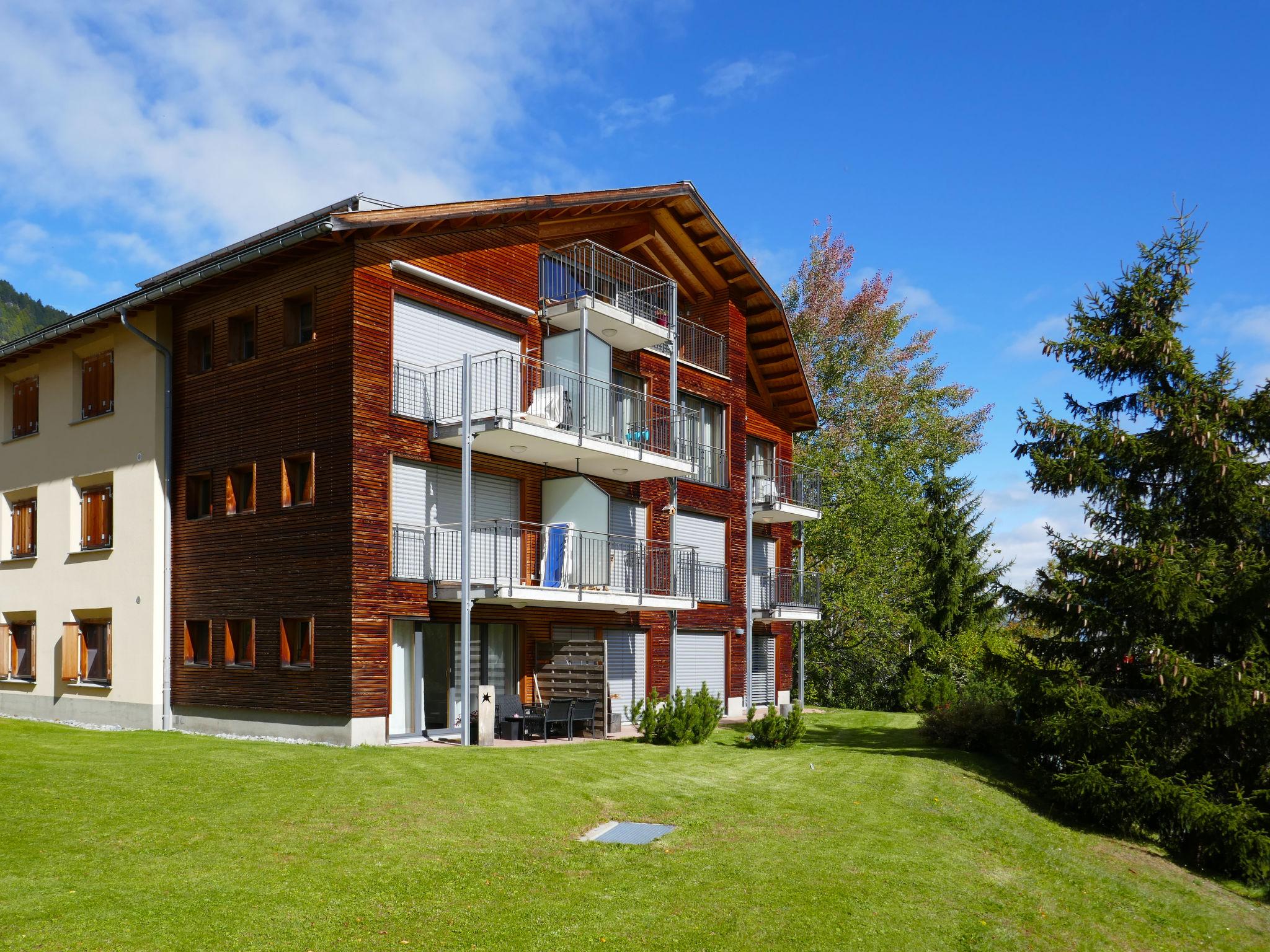 Foto 5 - Apartamento de 2 habitaciones en Samedan con jardín