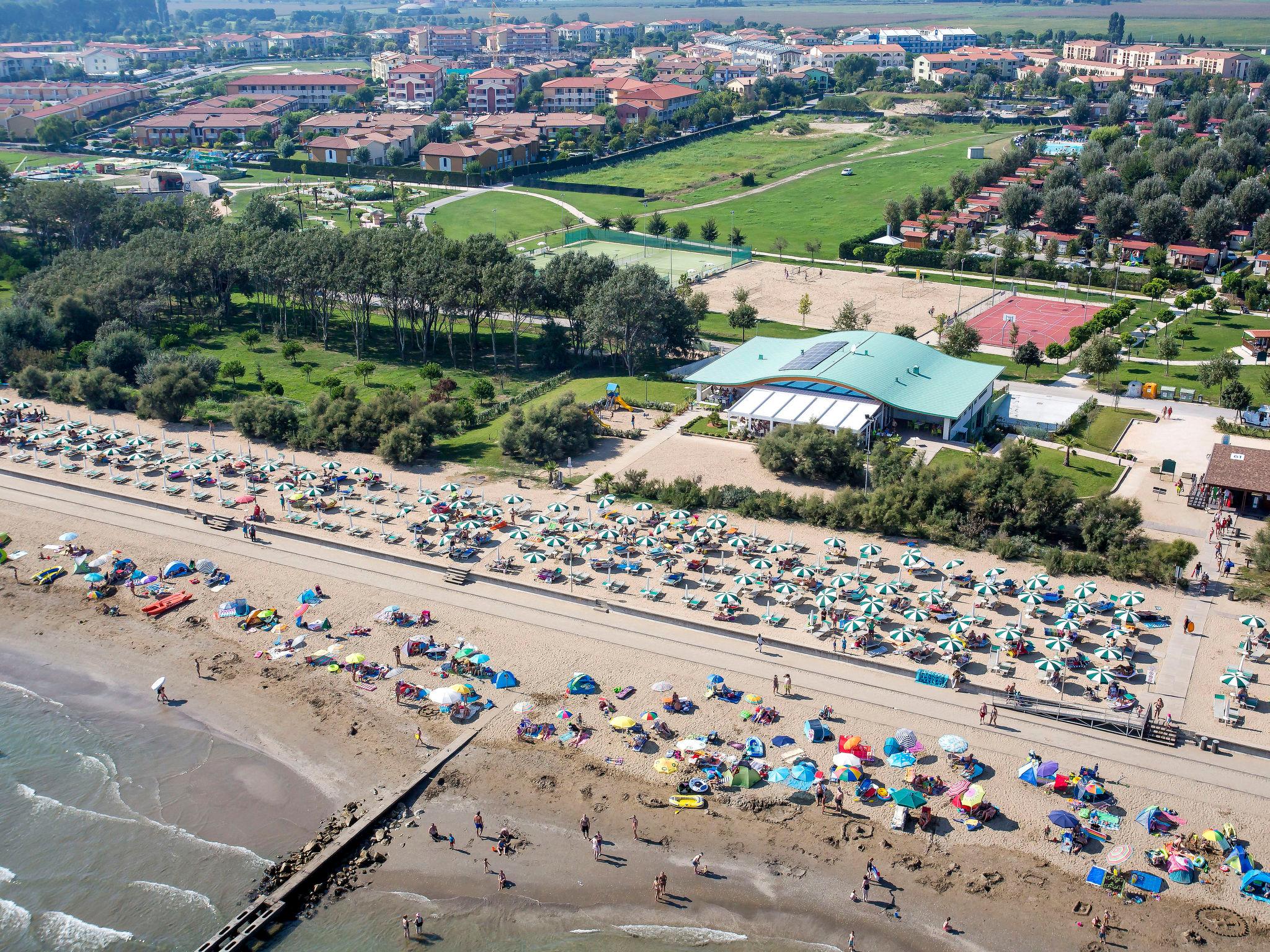 Photo 18 - Maison de 2 chambres à Caorle avec piscine et vues à la mer