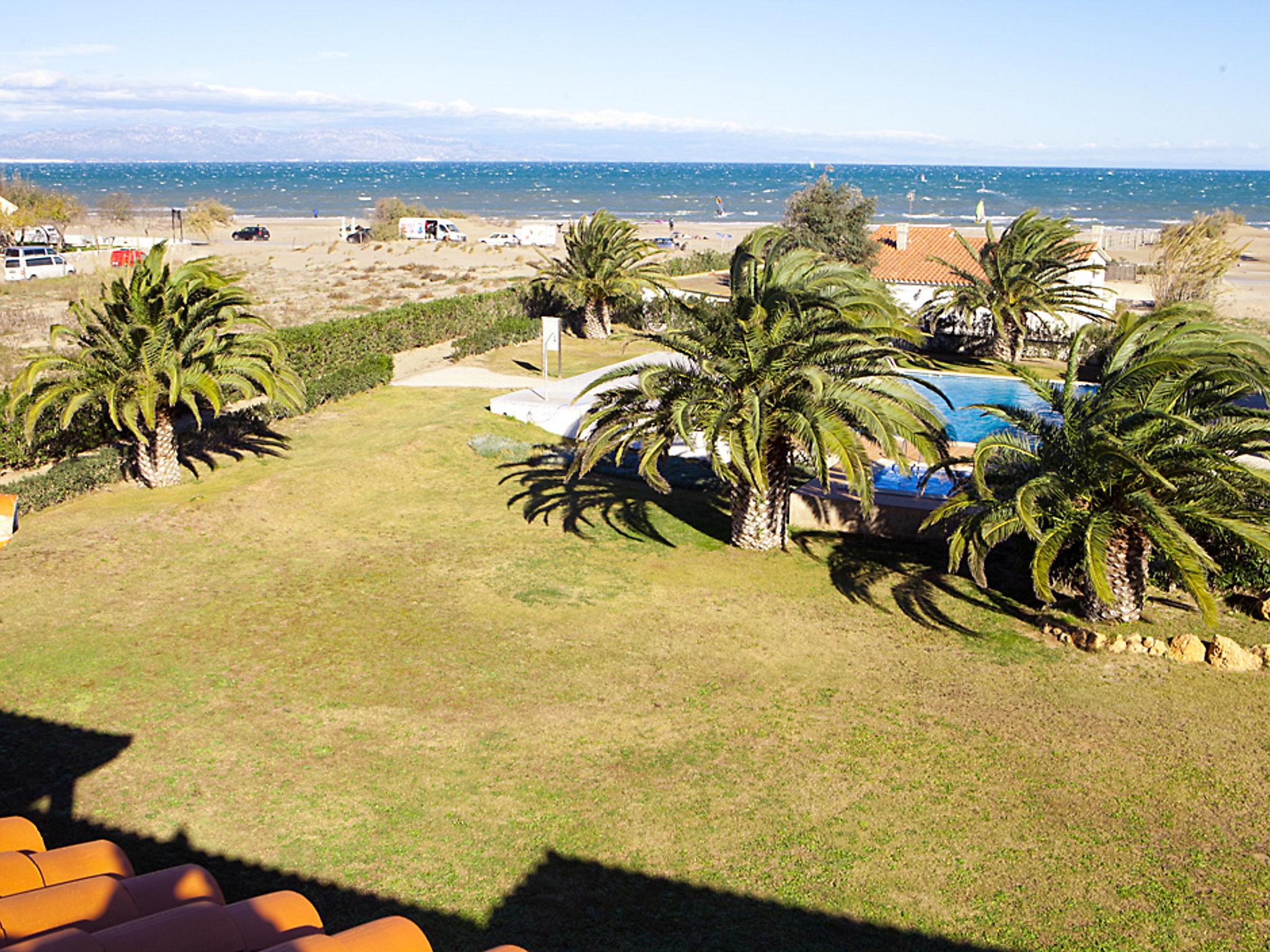 Foto 13 - Apartamento en Deltebre con piscina y vistas al mar