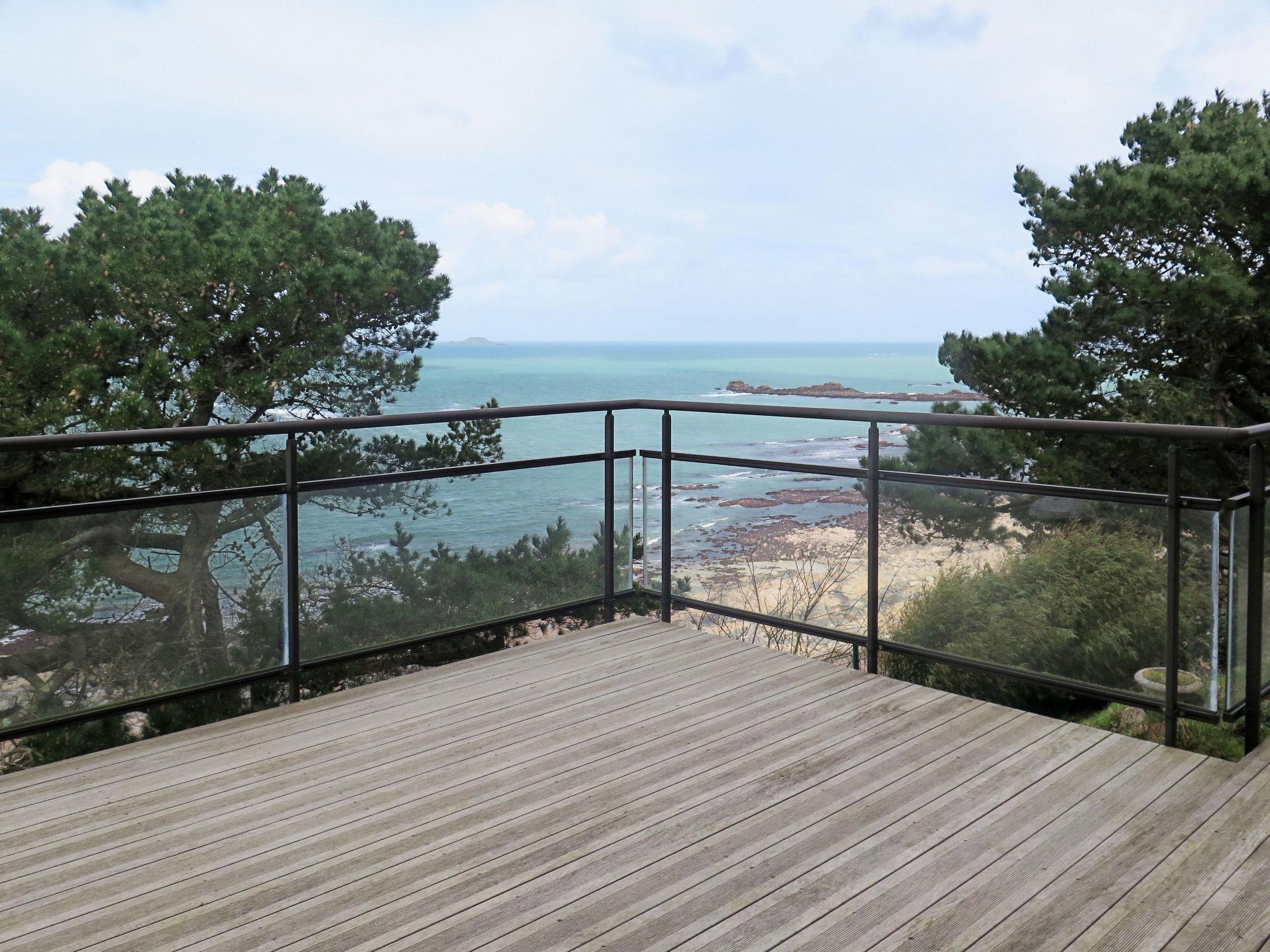 Foto 3 - Haus mit 4 Schlafzimmern in Perros-Guirec mit terrasse und blick aufs meer