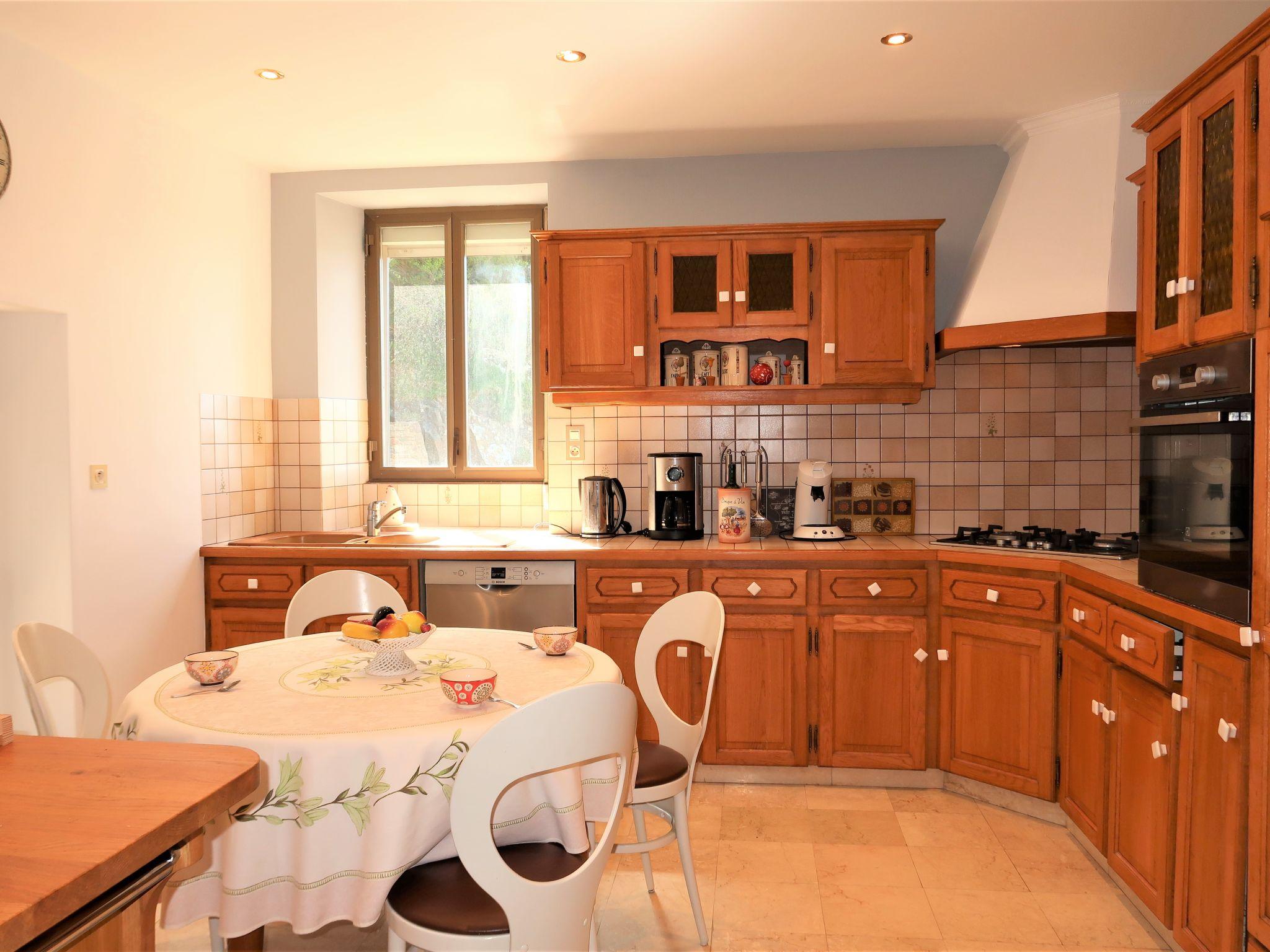 Photo 12 - 4 bedroom House in Perros-Guirec with terrace and sea view