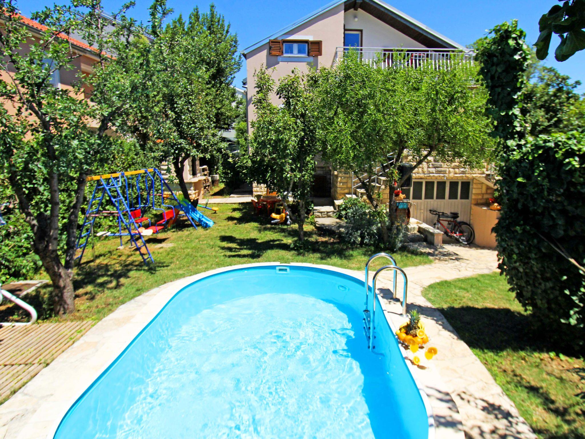 Foto 17 - Haus mit 6 Schlafzimmern in Sveti Filip i Jakov mit privater pool und blick aufs meer